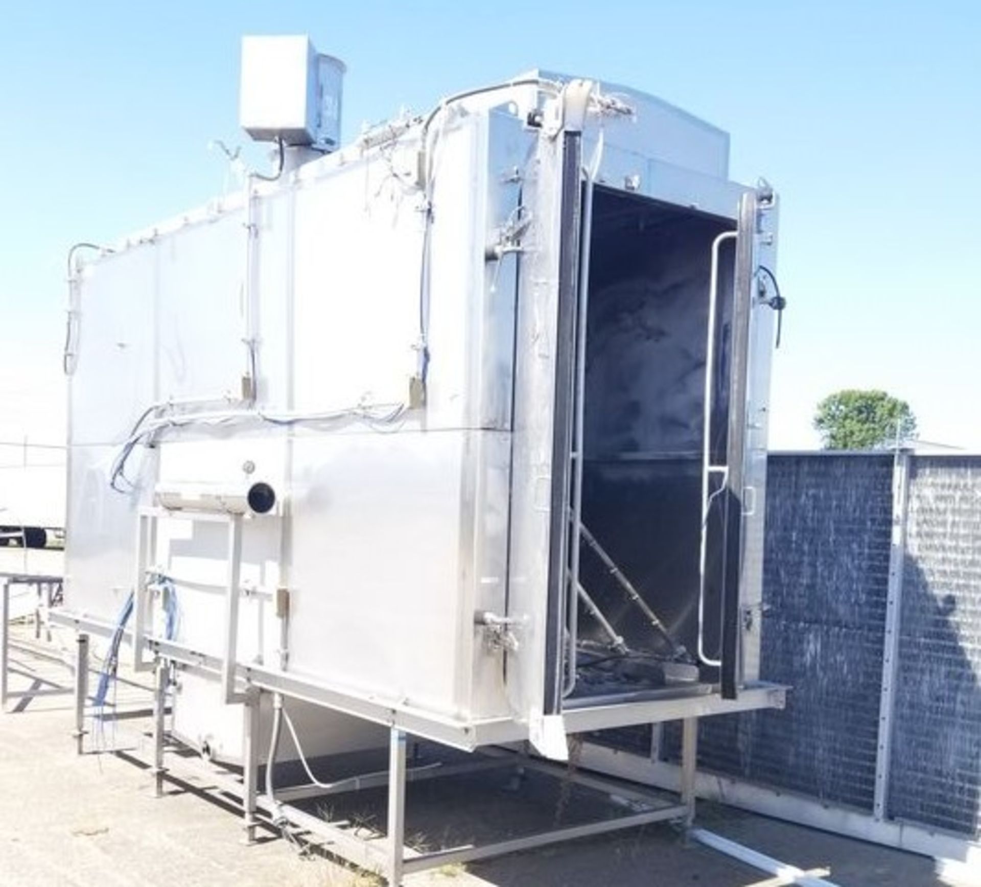 SANIMATIC automatic smoke house cart washer. With A/B PLC controls in S/S cabinet. S/N - Bild 2 aus 8