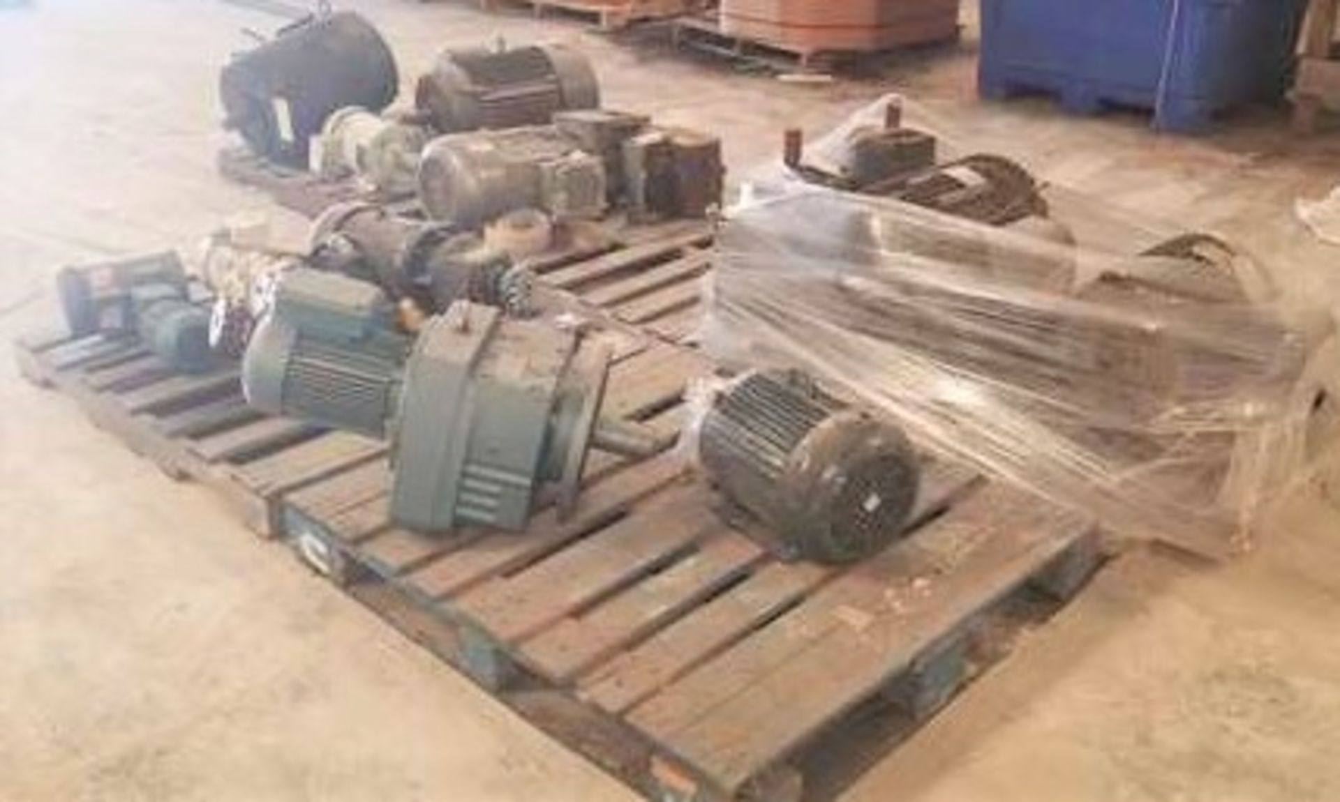 Lot of Electric Motor