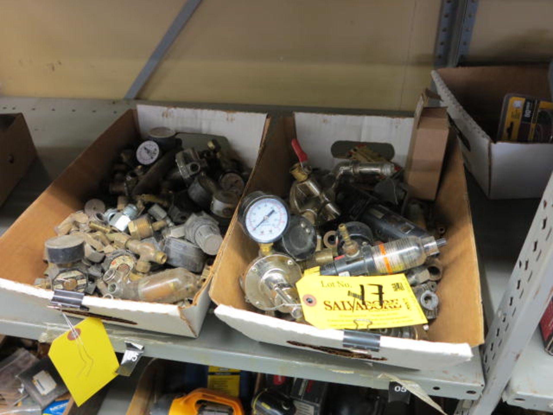 Lot Valves and Fittings