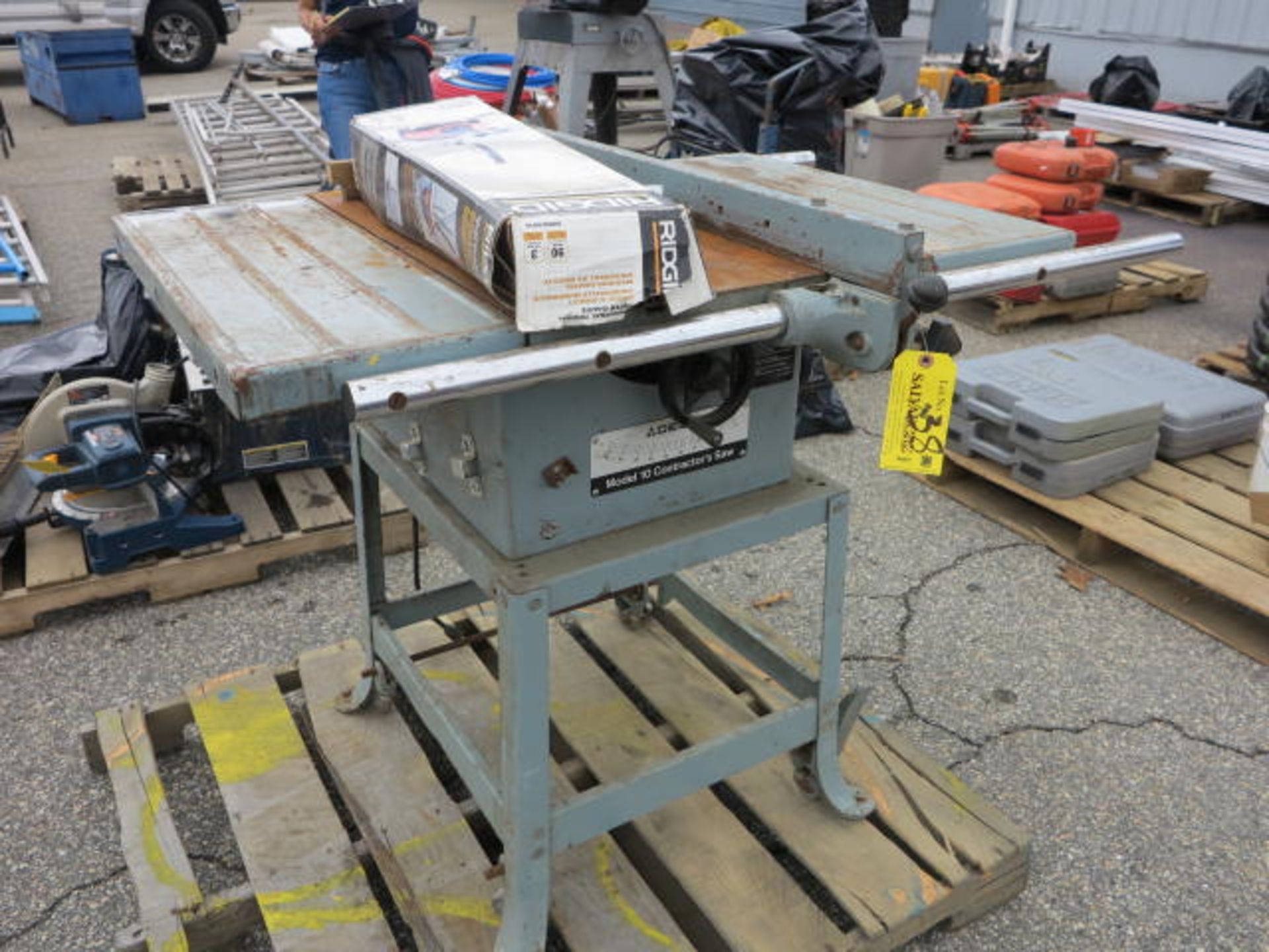 Delta Model 10 Contractor's Saw Table Saw
