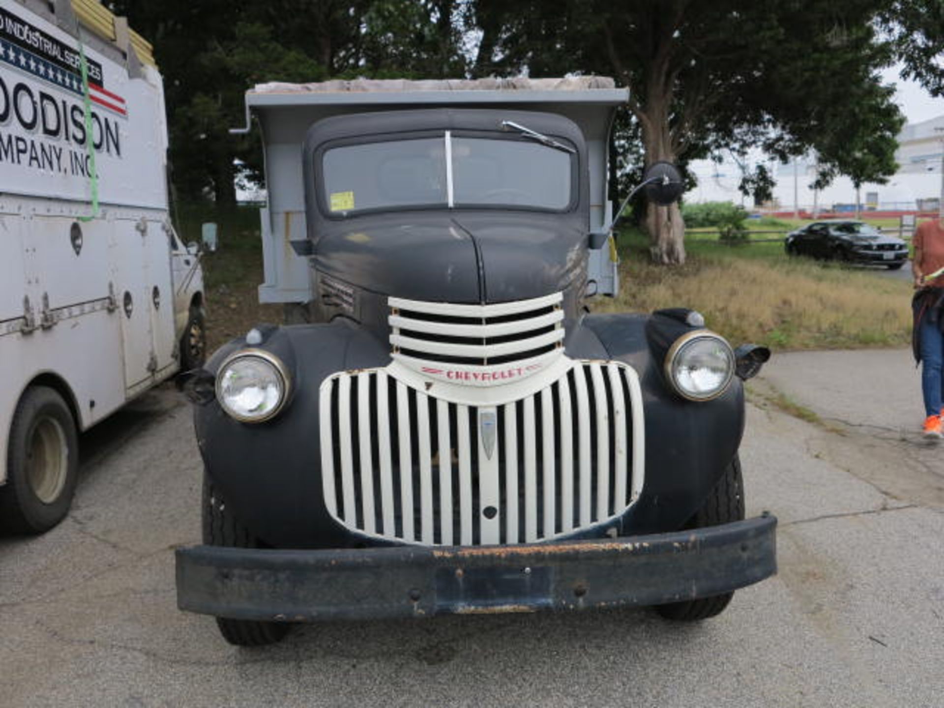 1946 Chevrolet Dump Truck,VIN 46845 6 Cylinder Inline Gas Engine Cooper Super Road Master 7.50-20 - Image 16 of 24