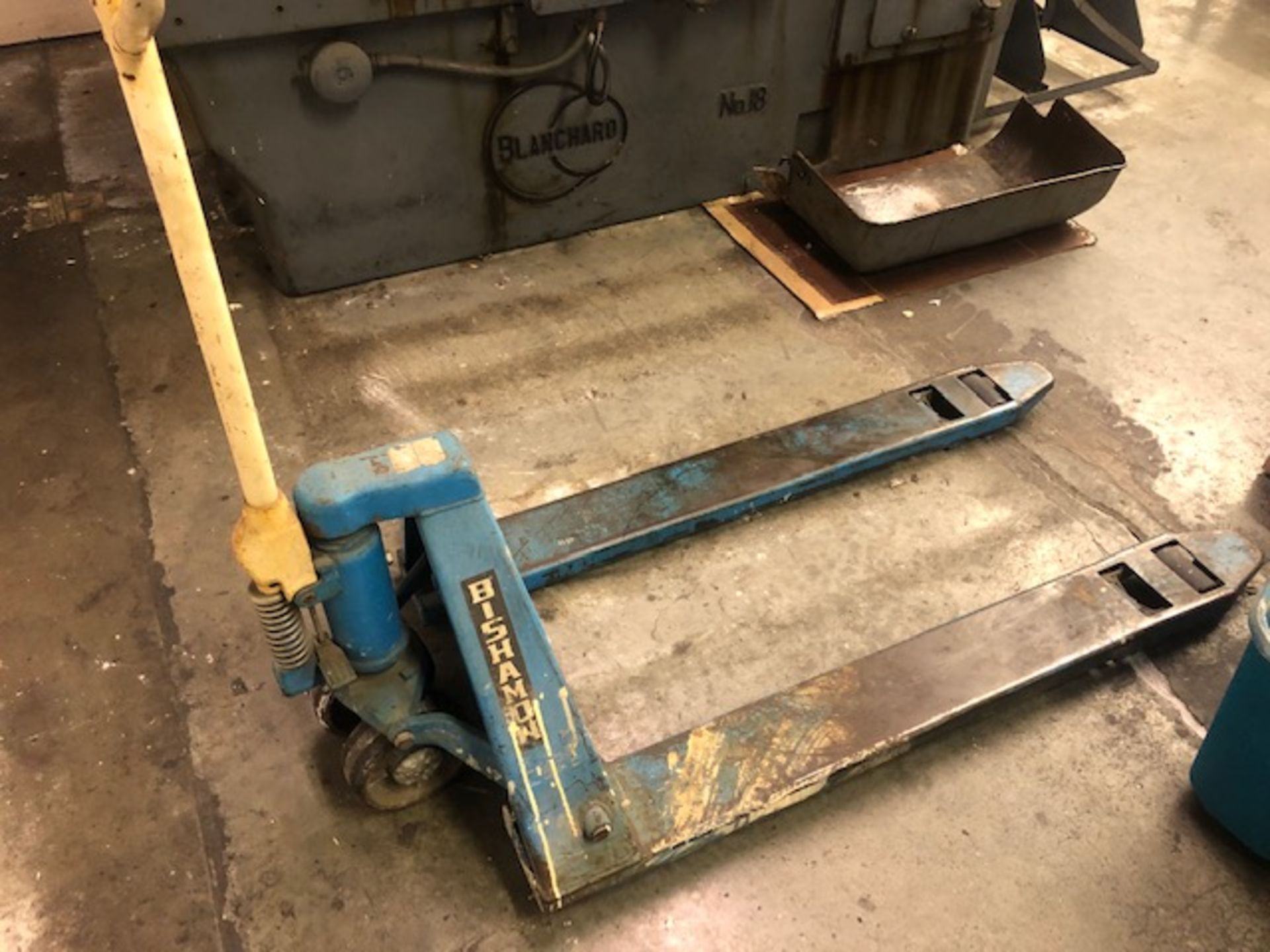 Bishamon pallet jack - Image 2 of 2