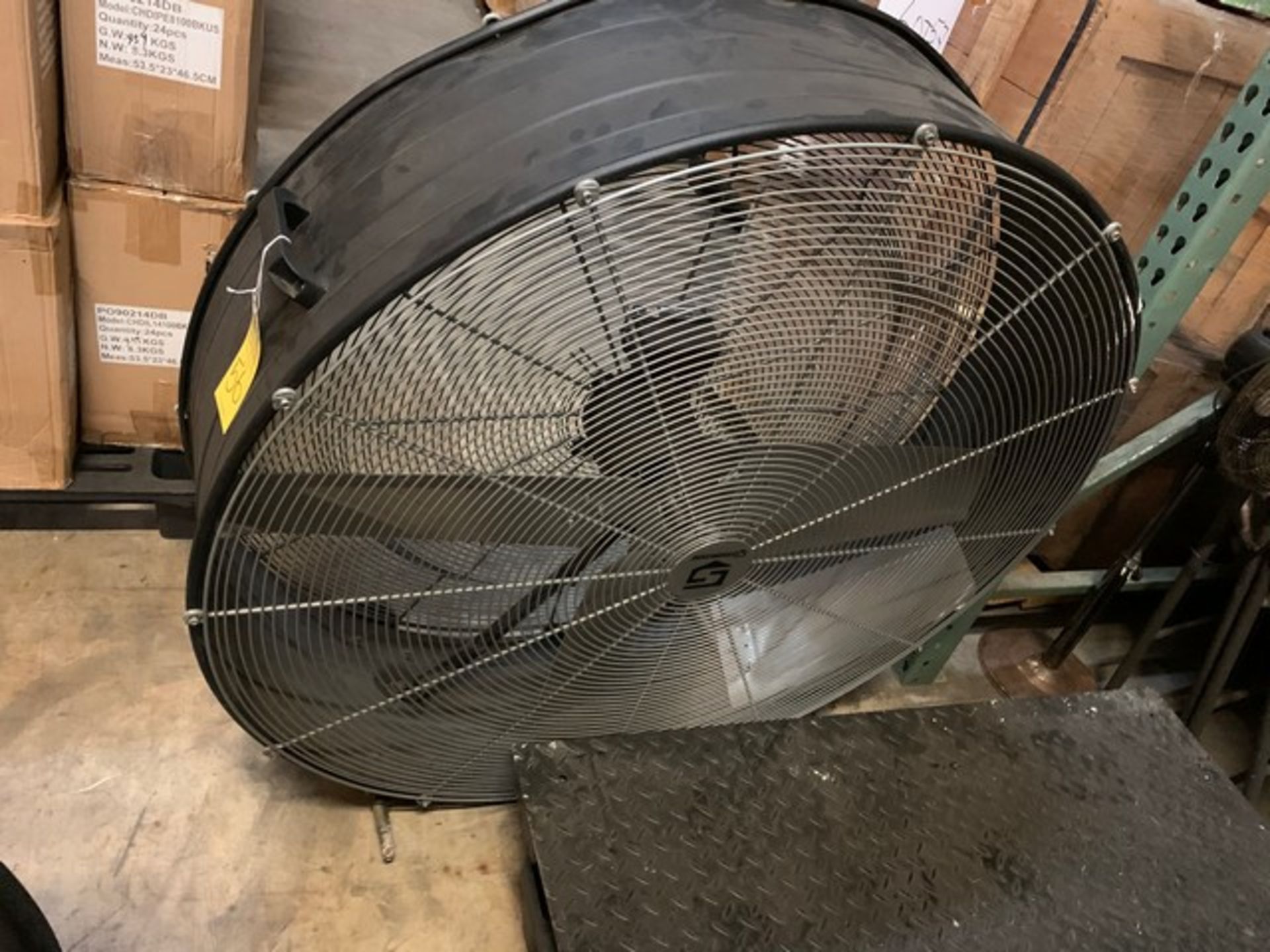 STRONGWAY 42'' BARREL FAN