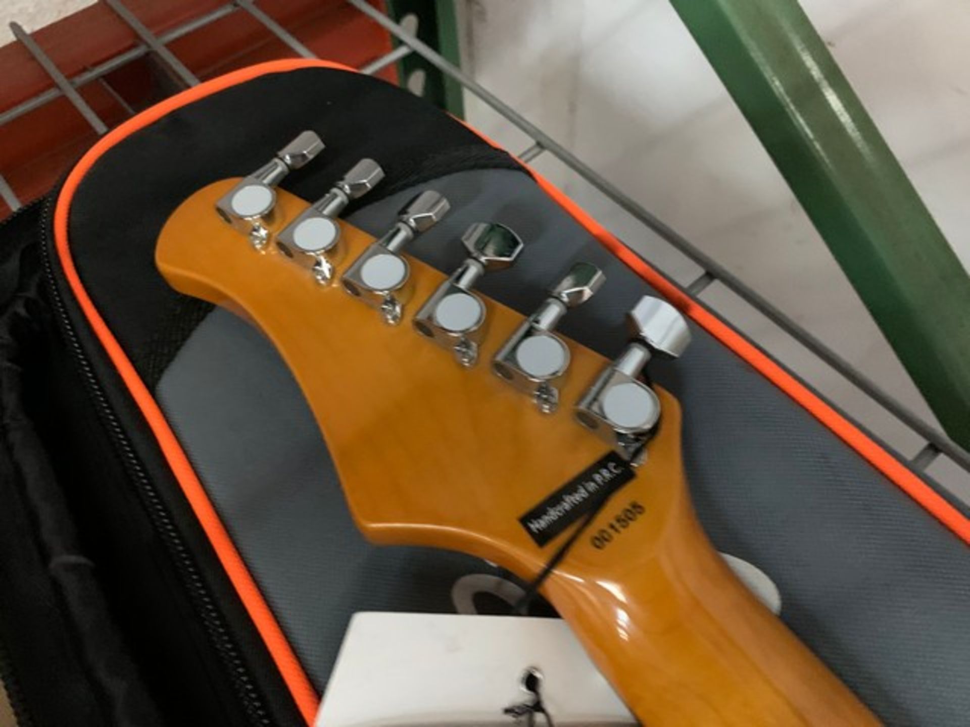 EKO ELECTRIC GUITAR WITH EKO SOFT CASE - Image 6 of 6