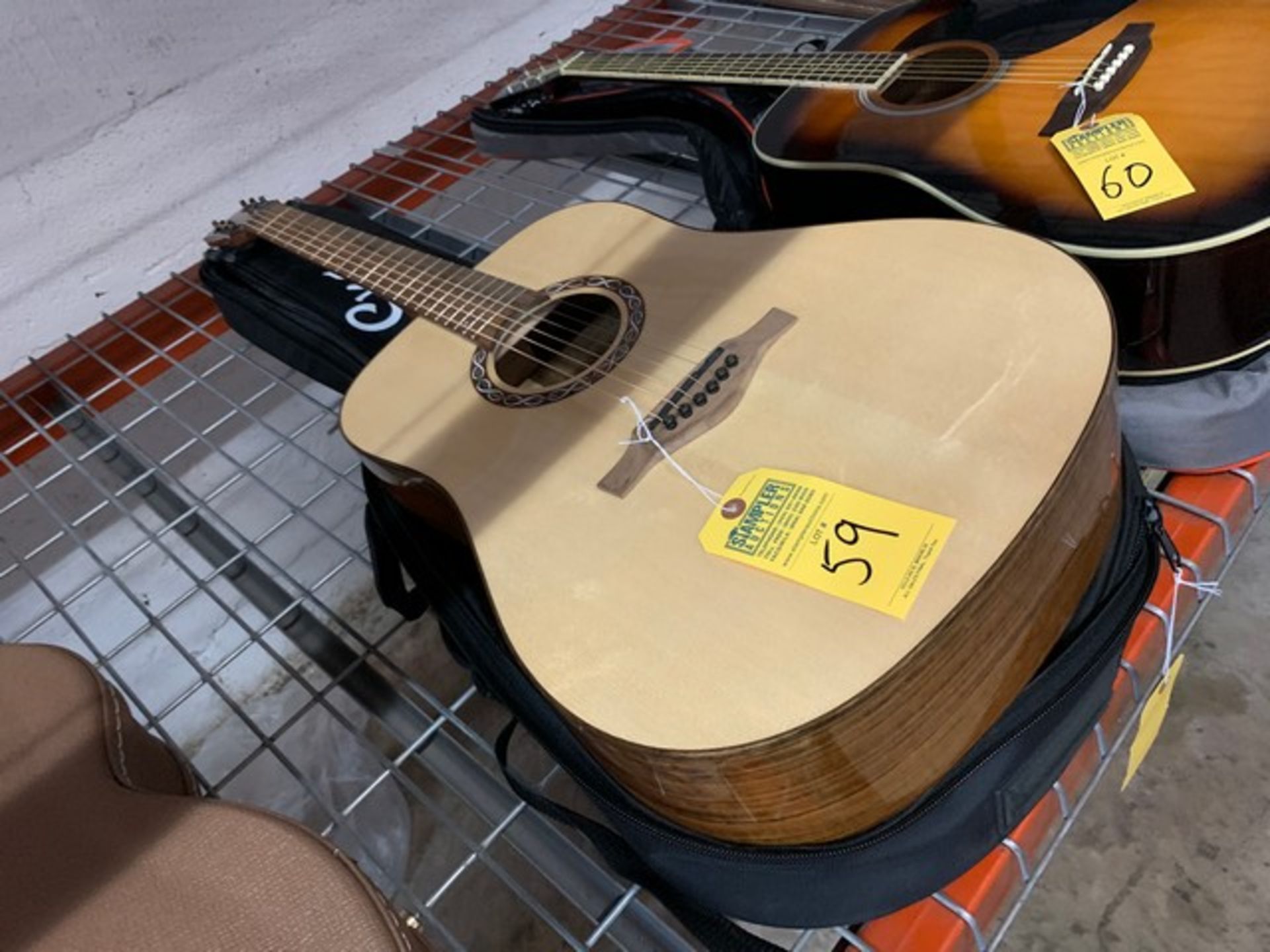 EKO INFINITO SERIES ACOUSTIC GUITAR WITH EKO SOFT CASE