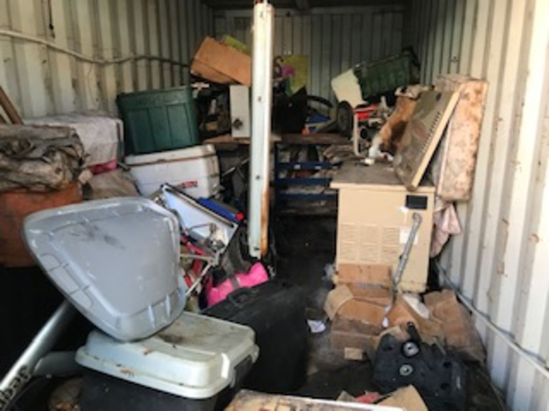 CONTENTS OF CONTAINER - TOOLS, TOYS, BIKES, ETC - Image 2 of 2