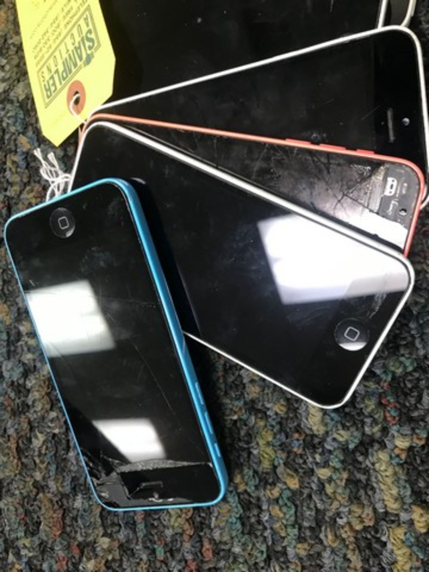 IPHONE 5C - ASSORTED COLORS - Image 5 of 5