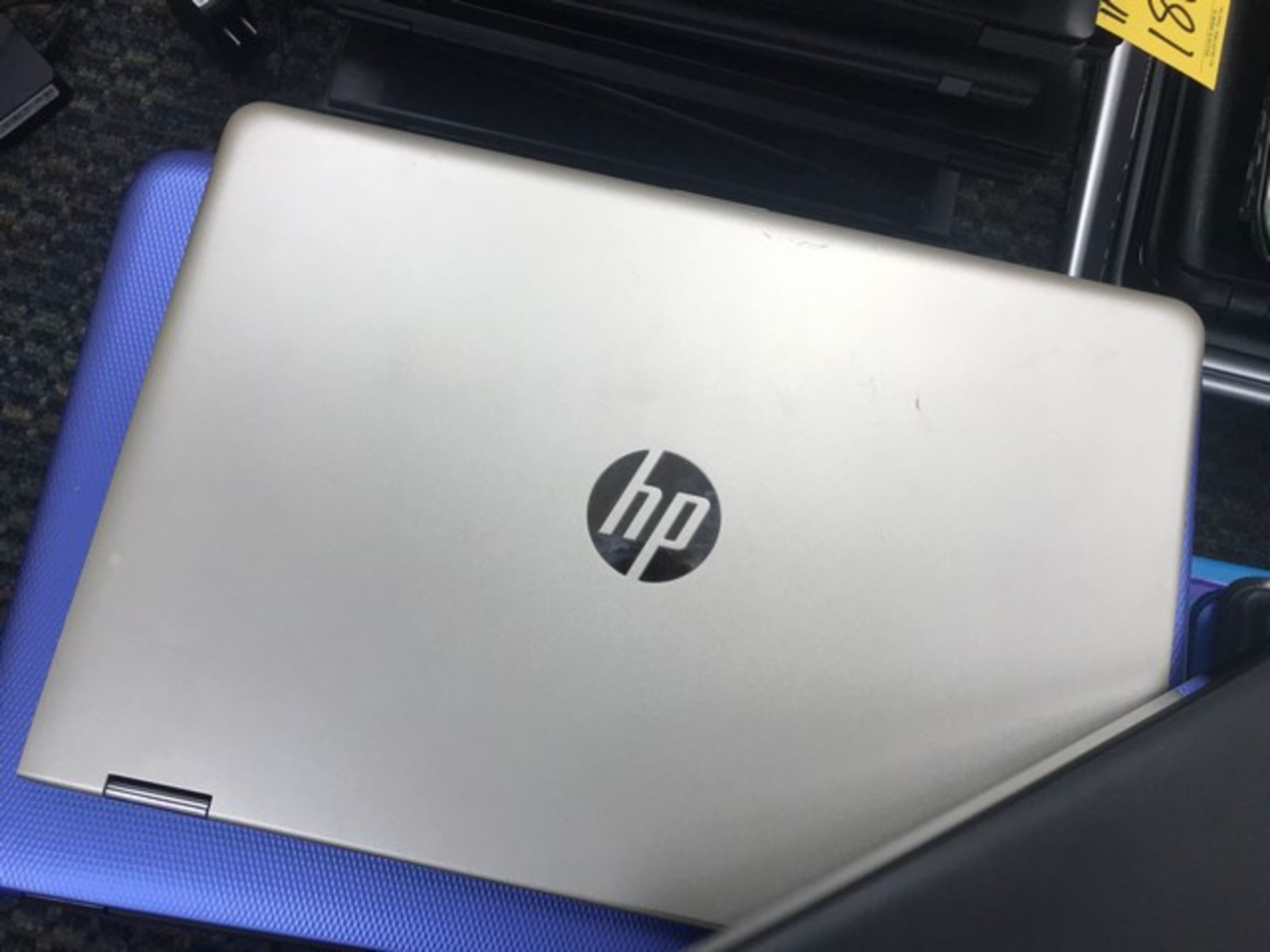 ASSORTED HP LAPTOP COMPUTERS - Image 2 of 3