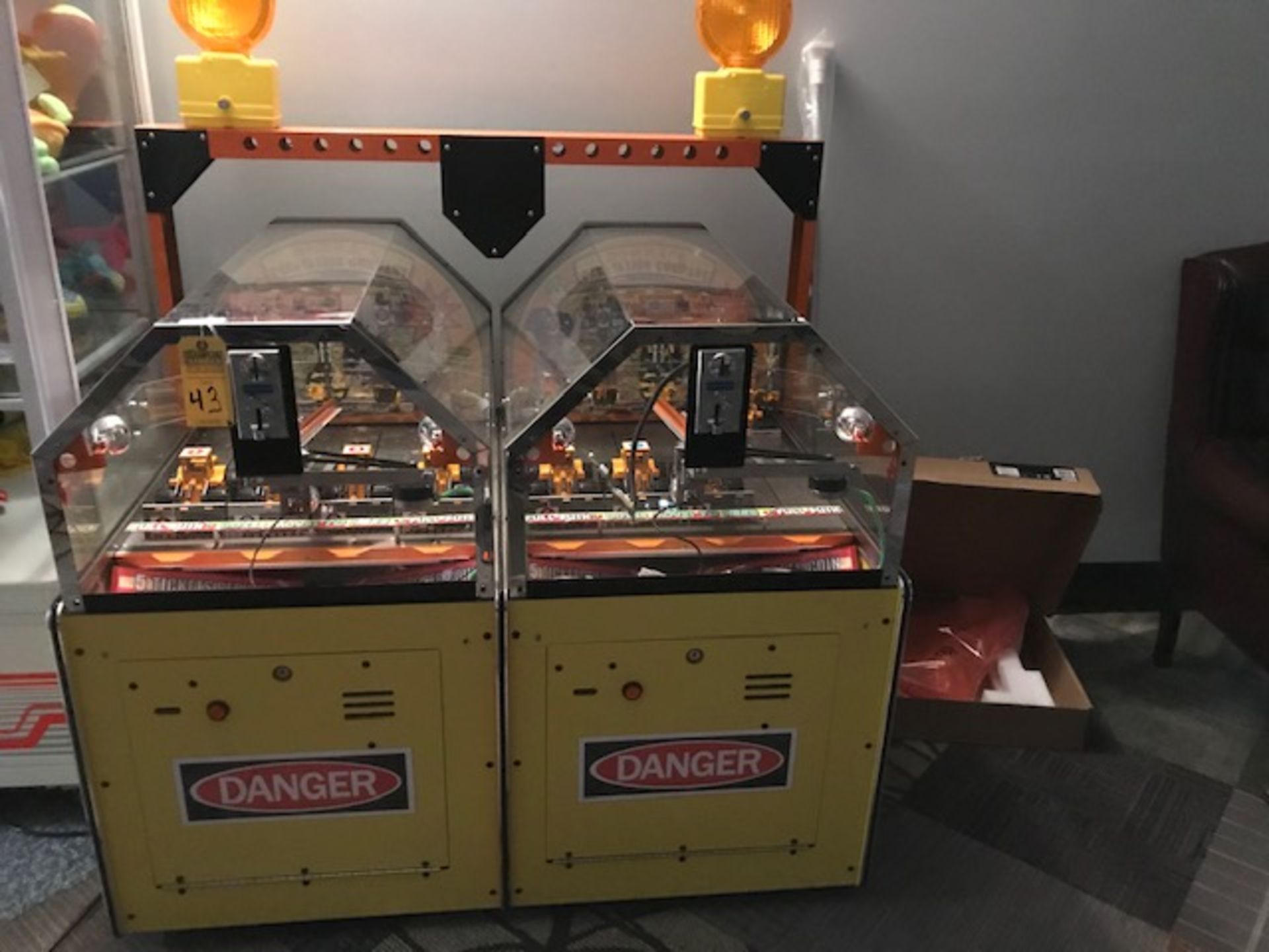 BUBBA'S EXCAVATION COMPANY MACHINE FOR 2 PLAYERS