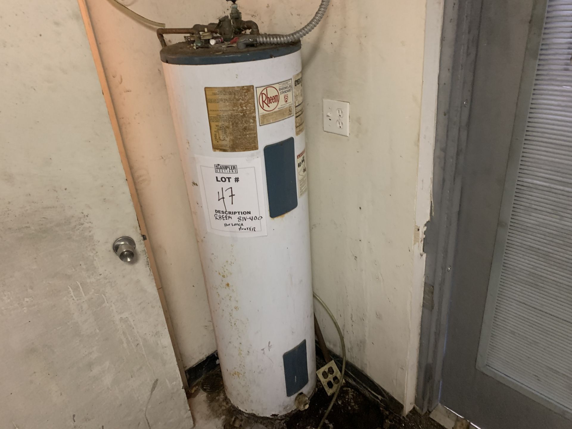 RHEEM 81V400 WATER HEATER