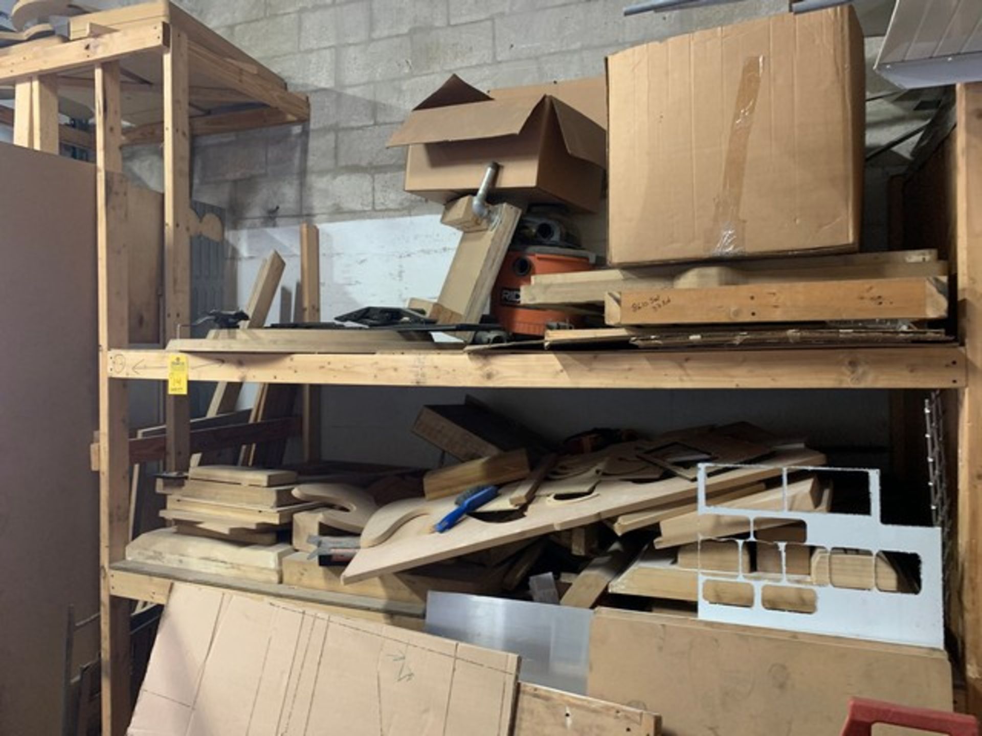 LOT SHELVING CONTENTS - WOOD, POLYCARBONATE SHEETS, ETC