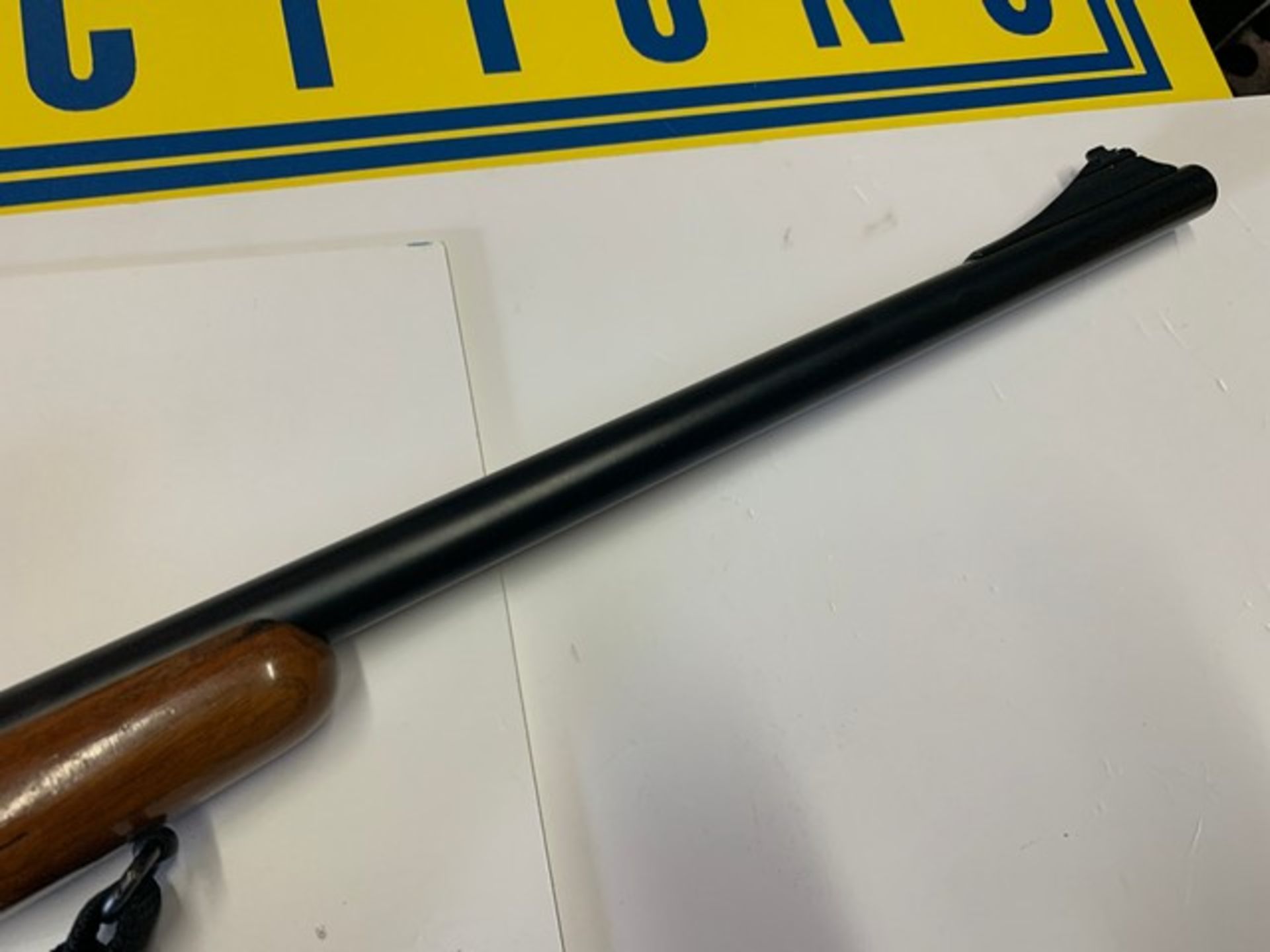 WINCHESTER 70 BOLT ACTION RIFLE - .375 - WOOD STOCK - SIMONS SCOPE - SERIAL No. 911646 (FOB - Image 4 of 7