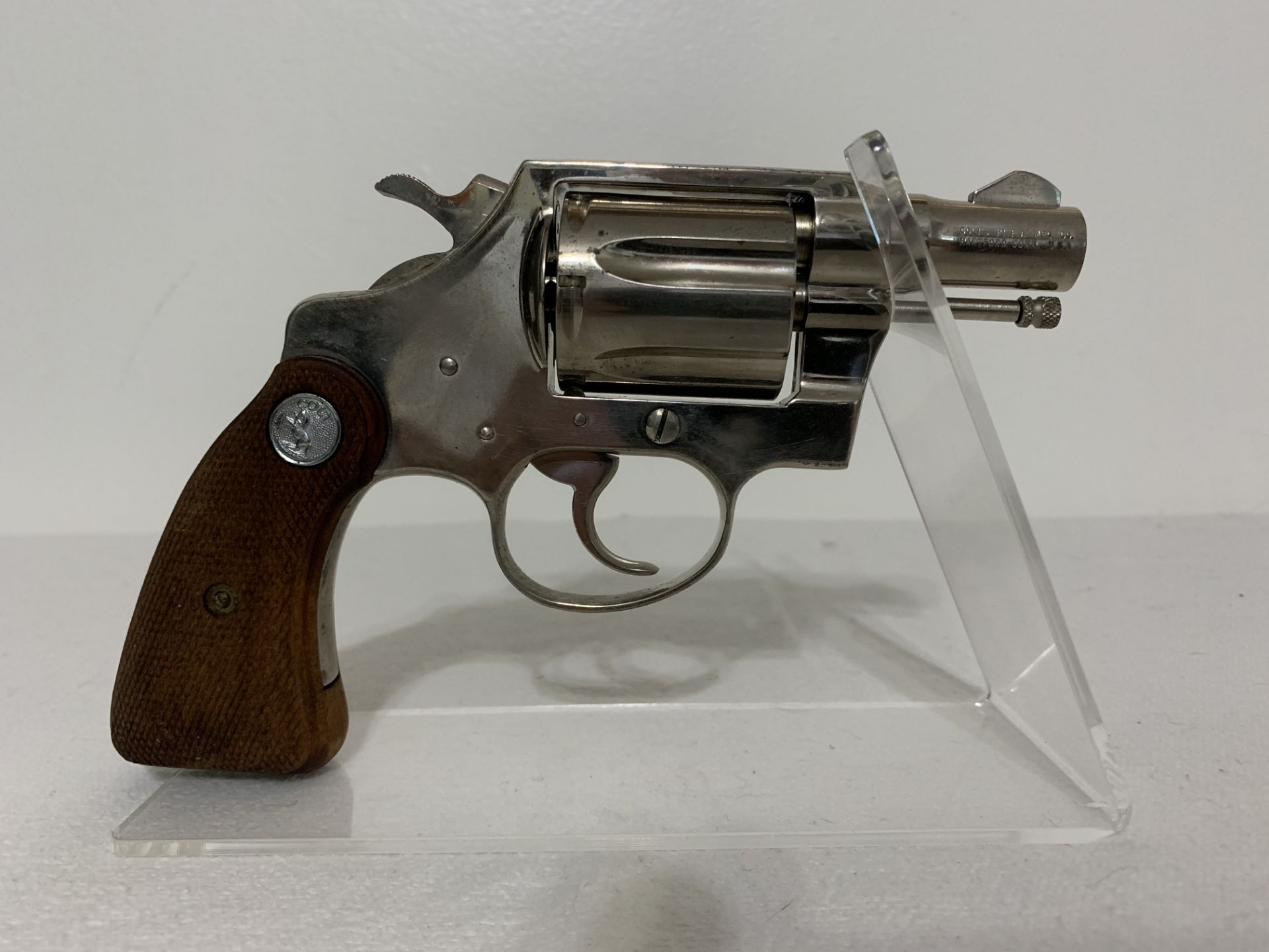COLT DETECTIVE SPECIAL PISTOL - 38 CAL - NICKEL - WITH ORIGINAL 1971 GRIPS (FOB HOLLYWOOD, FL)