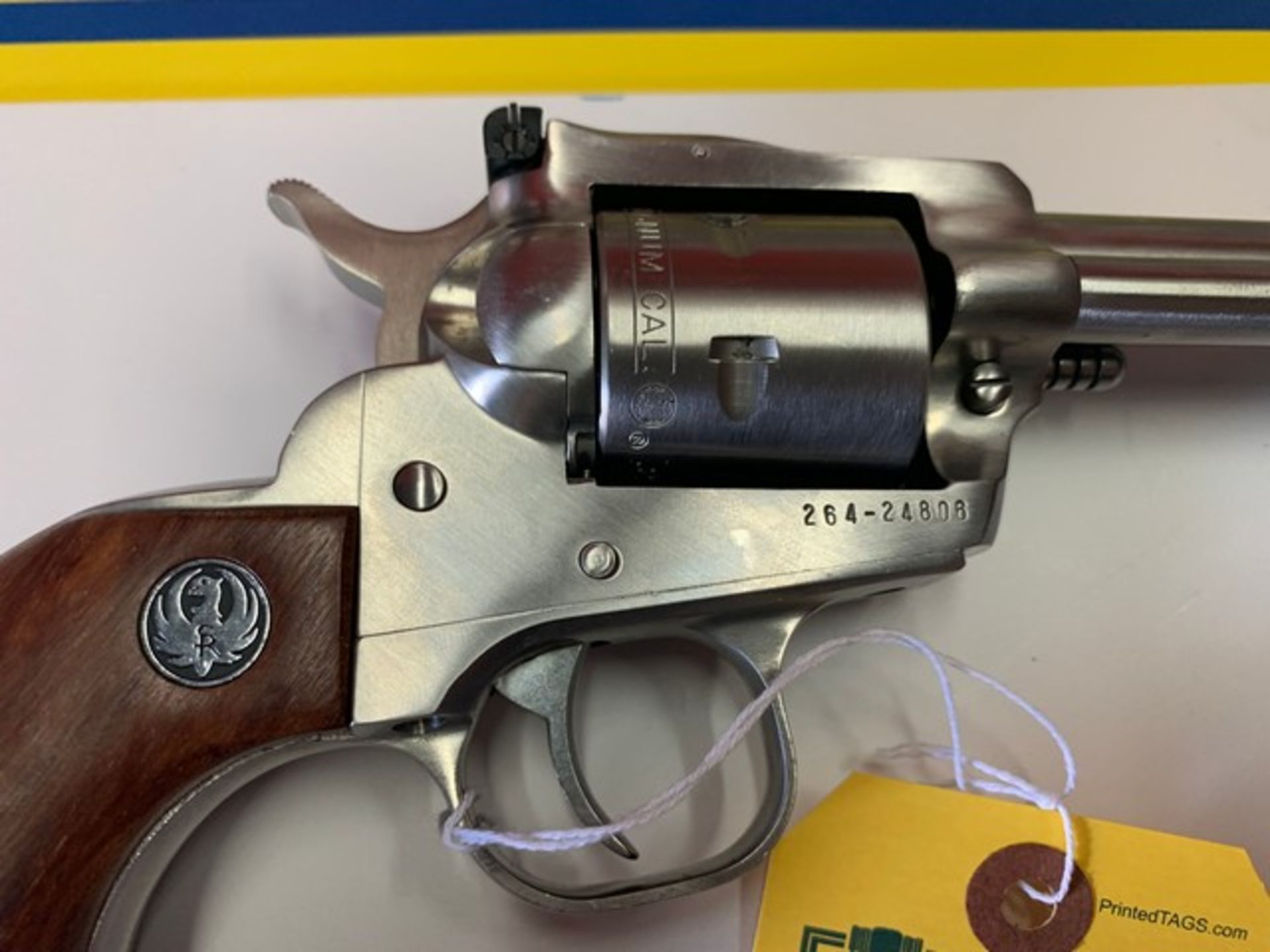 RUGER SINGLE SIX REVOLVER - 22 MAG - SINGLE ACTION - SERIAL No. 26424806 (FOB HOLLYWOOD, FL) - Image 3 of 4