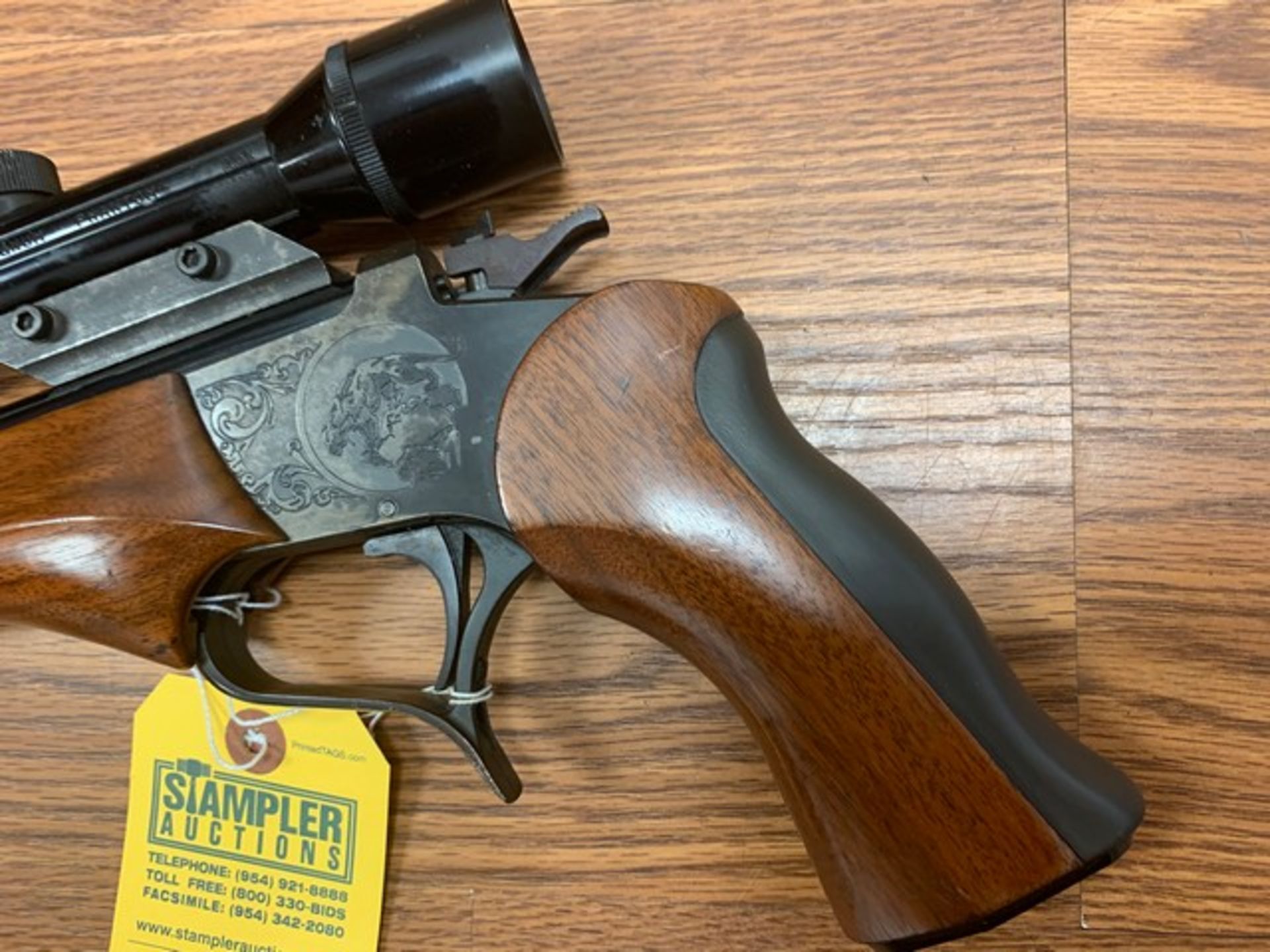 THOMPSON CENTER CONTENDER 22LR PISTOL - 10'' BARREL - BUSHNELL MAGNUM PHANTOM 2.5 SCOPE - CLEAR - Image 2 of 5