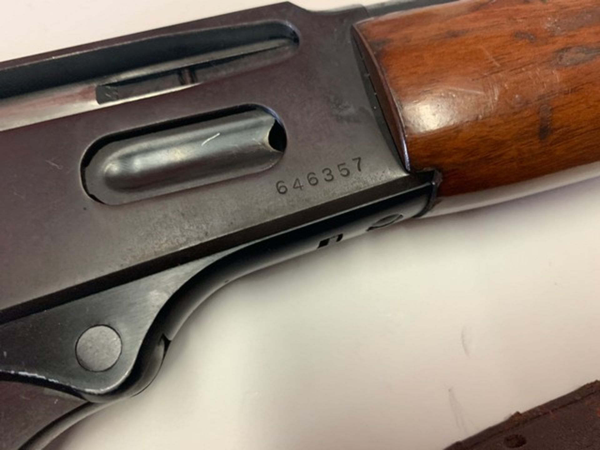 MOSSBERG 472 LEVER ACTION RIFLE - 30.30 CAL - WOOD STOCK - SERIAL No. 646357 (FOB HOLLYWOOD, FL) - Image 4 of 6
