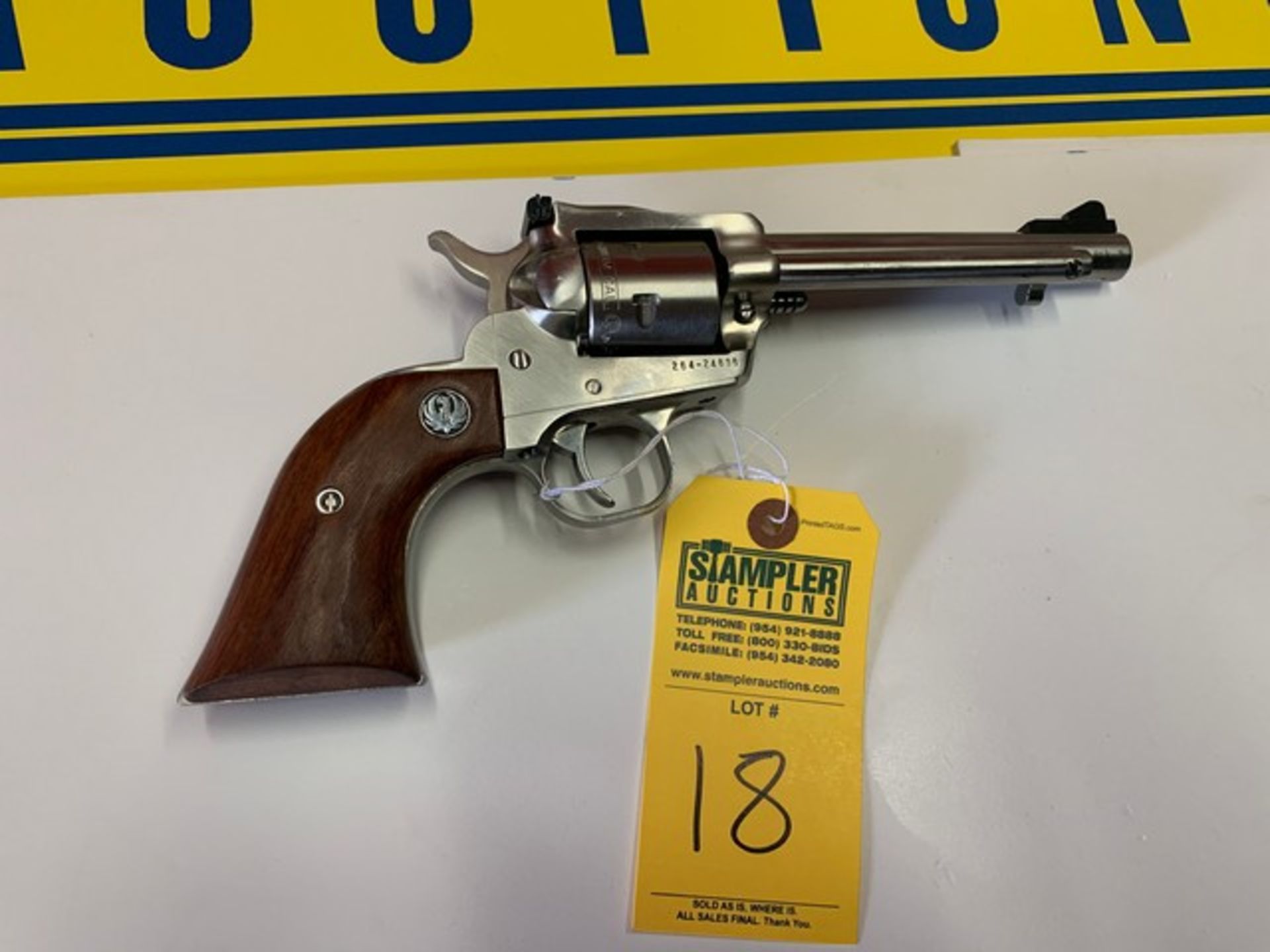 RUGER SINGLE SIX REVOLVER - 22 MAG - SINGLE ACTION - SERIAL No. 26424806 (FOB HOLLYWOOD, FL) - Image 2 of 4