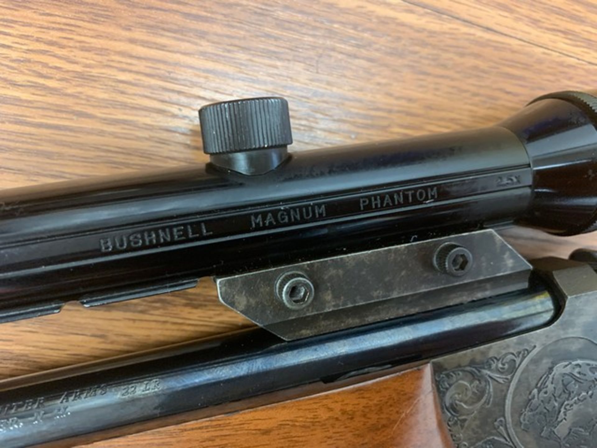 THOMPSON CENTER CONTENDER 22LR PISTOL - 10'' BARREL - BUSHNELL MAGNUM PHANTOM 2.5 SCOPE - CLEAR - Image 3 of 5