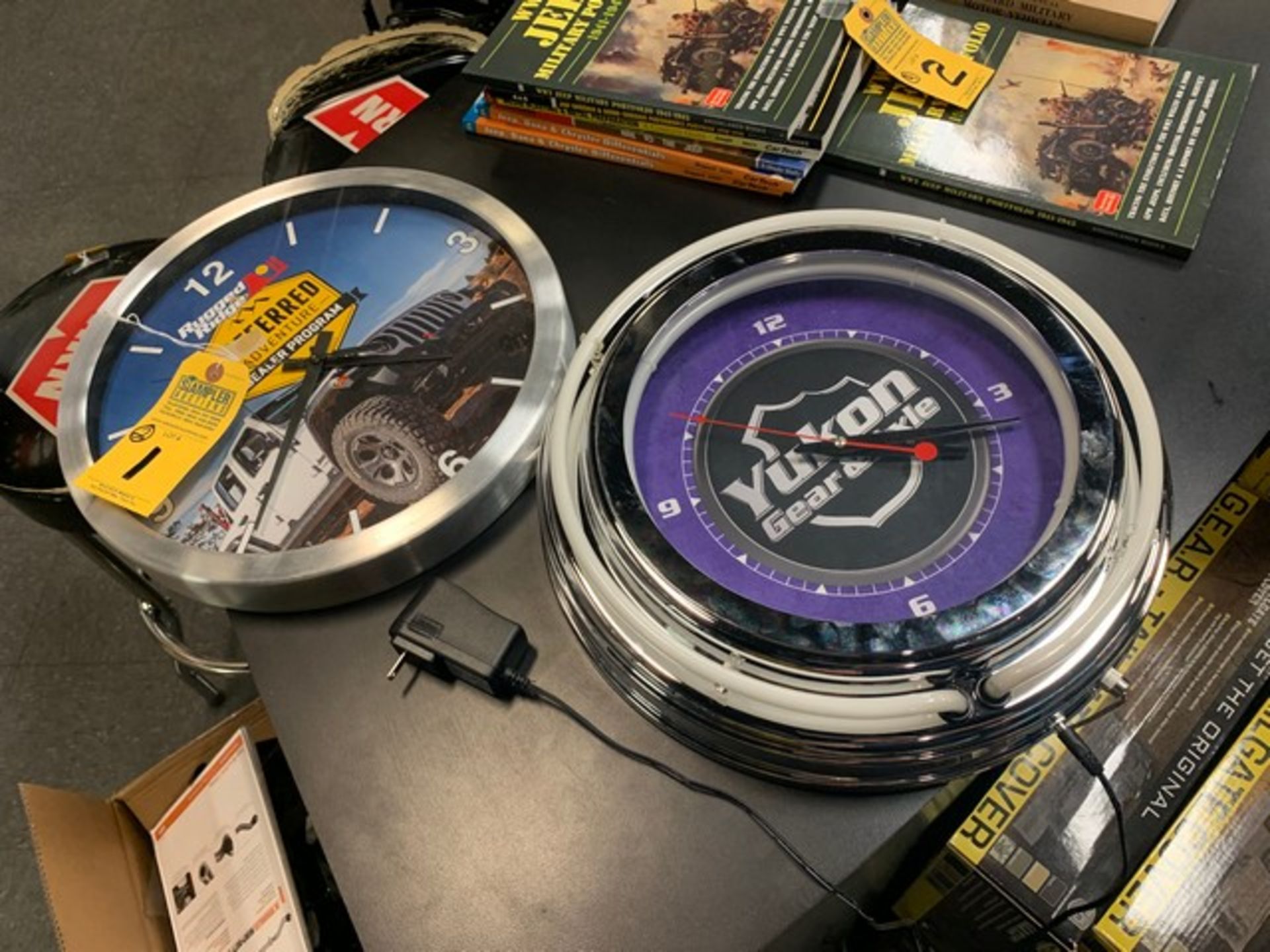 WALL CLOCKS WITH ADVERTISING