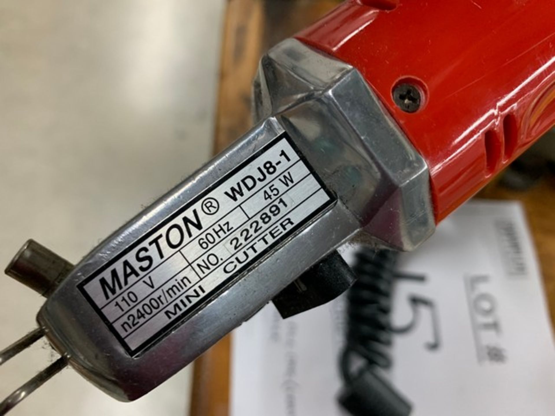 MASTON WDJ8-1 HANDHELD FABRIC CUTTER - Image 2 of 2