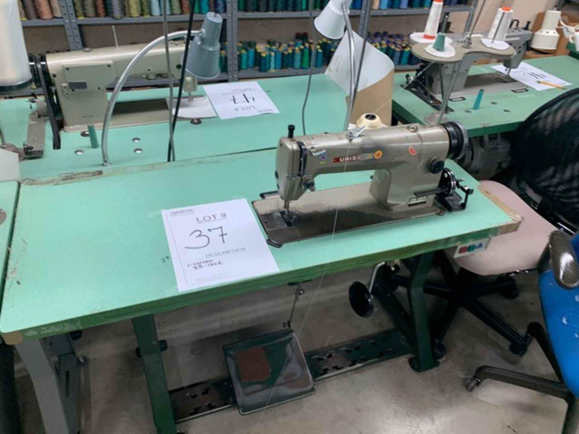 UNISEW DSN-178-2 SEWING MACHINE WITH MOTOR & STAND