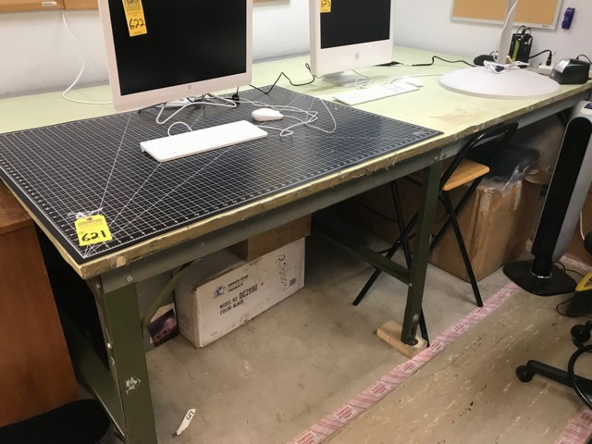 DRAFTING / CAD-CAM TABLES