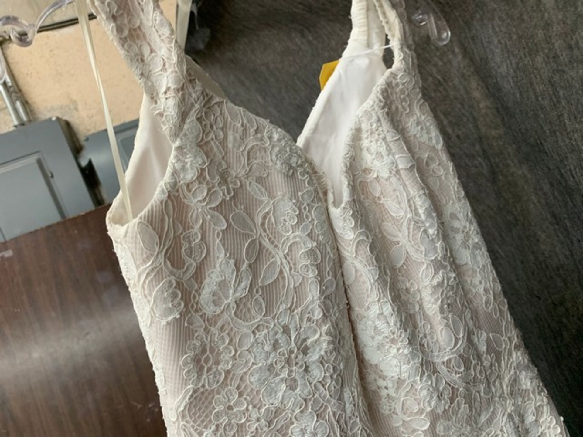 WEDDING DRESS - LIANCARLO / ALENCON LACE / SIZE 6 - Image 5 of 5