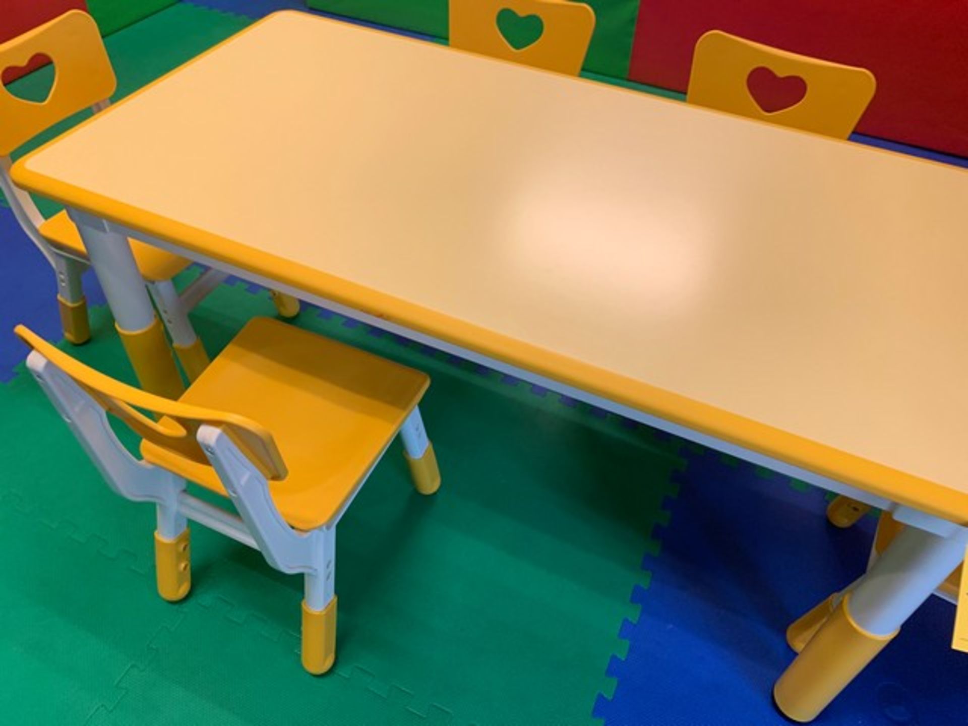 KIDS ADJUSTABLE YELLOW PARTY TABLE - 47''x24'' - Image 3 of 4