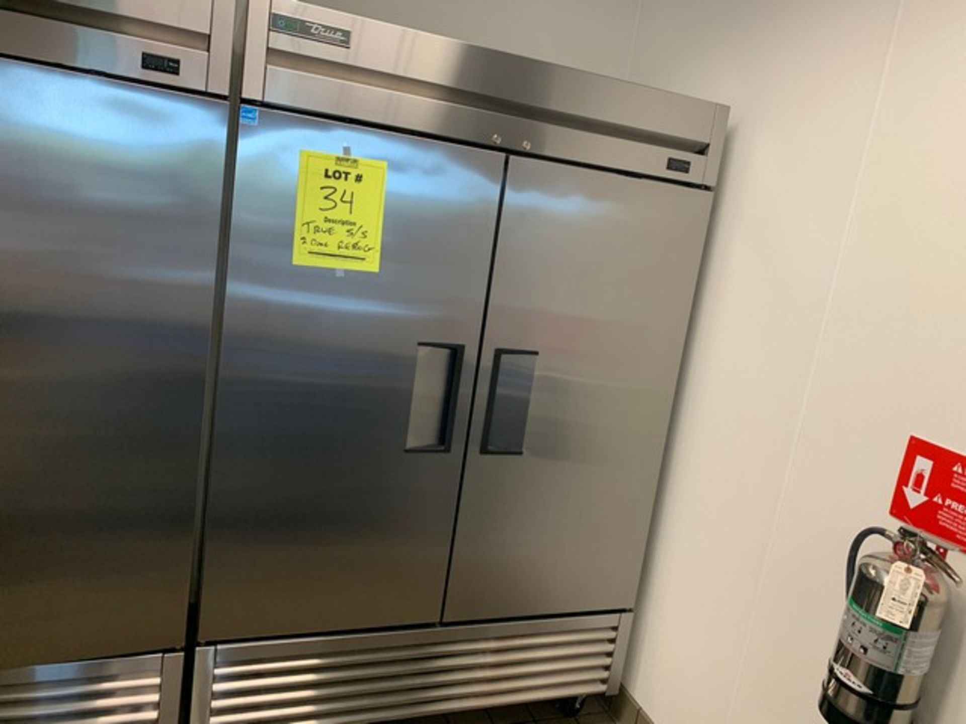 TRUE T-49-HC STAINLESS STEEL 2-DOOR REFRIGERATOR - SERIAL No. 9294244 (MUST BE REMOVED BETWEEN 6AM-9