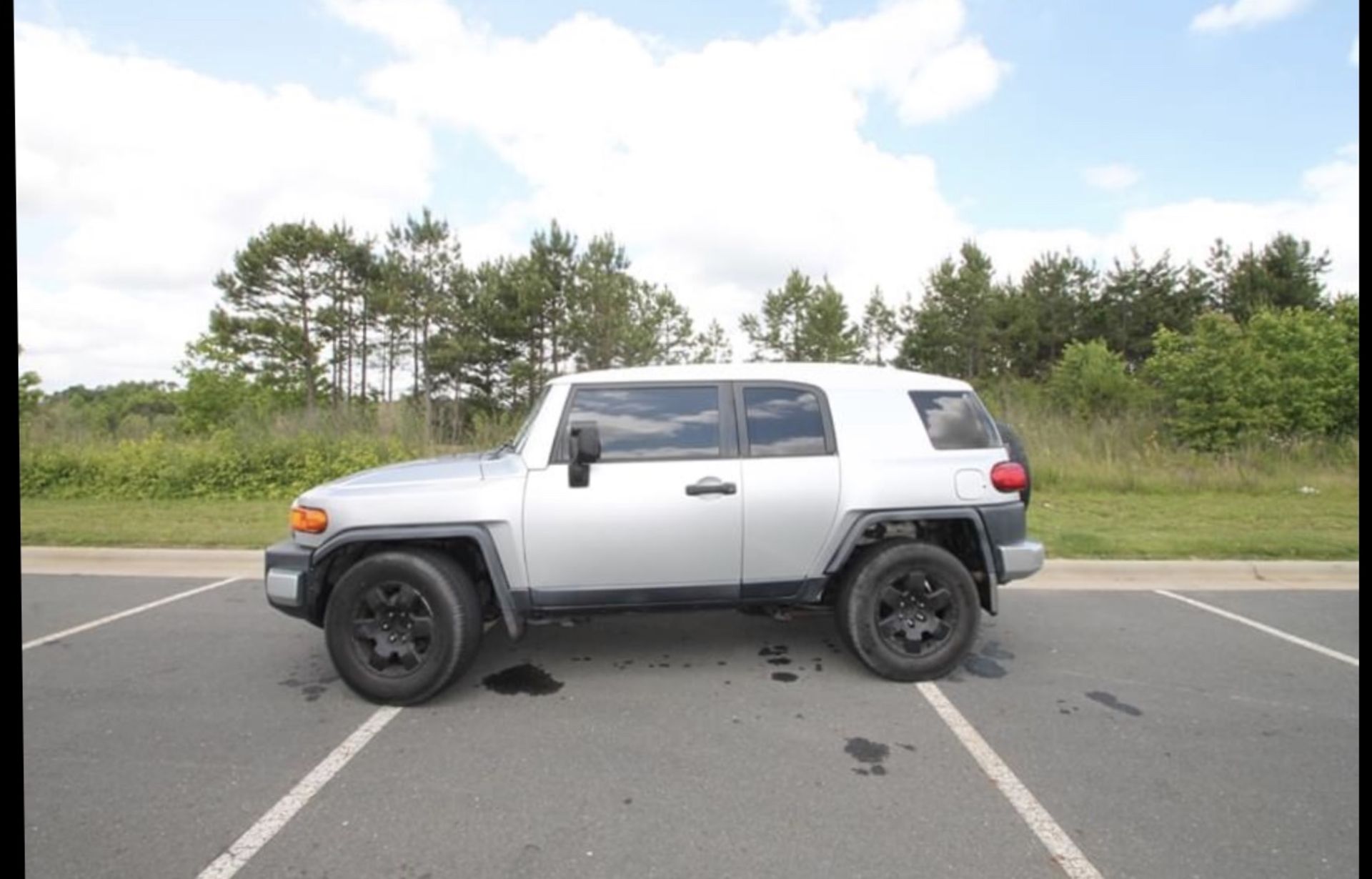 2007 TOYOTA FJ CRUISER - VIN #JTEZU11F270004366 - GRAY - APPROXIMATELY 180,170 MILES