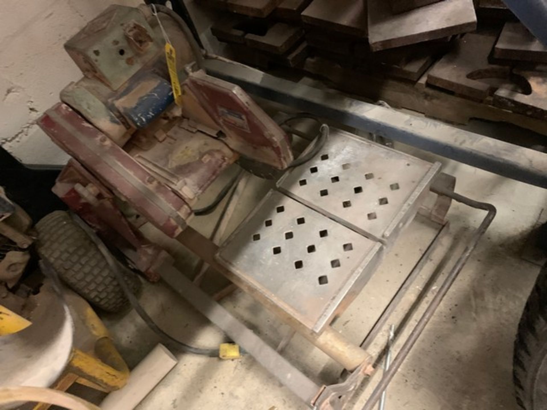 MK TILE SAW - Image 2 of 4