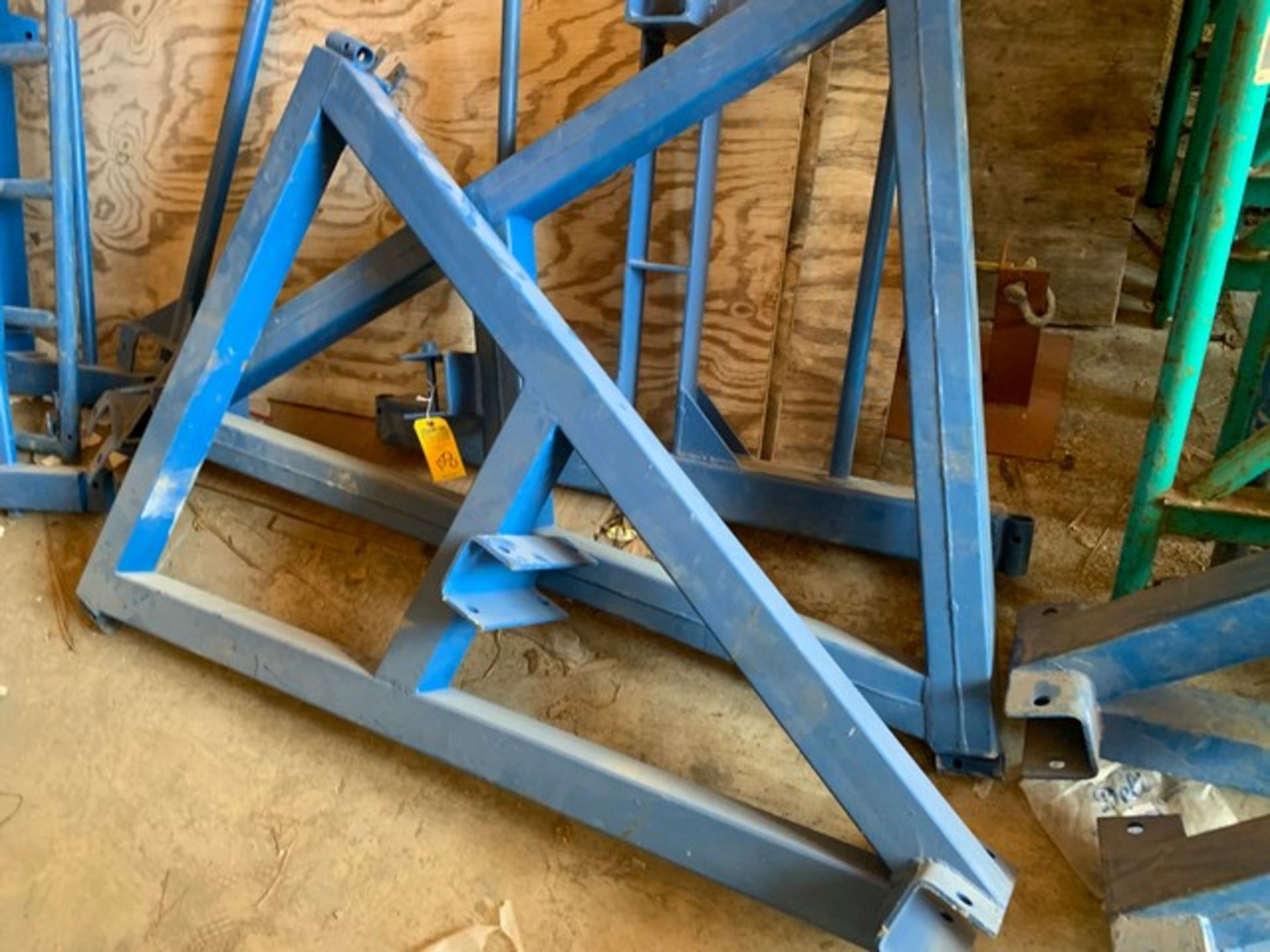 SWING STAGE HEAVY DUTY BEAM & BRACKET ROOF WEIGHT SYSTEM - Image 2 of 3