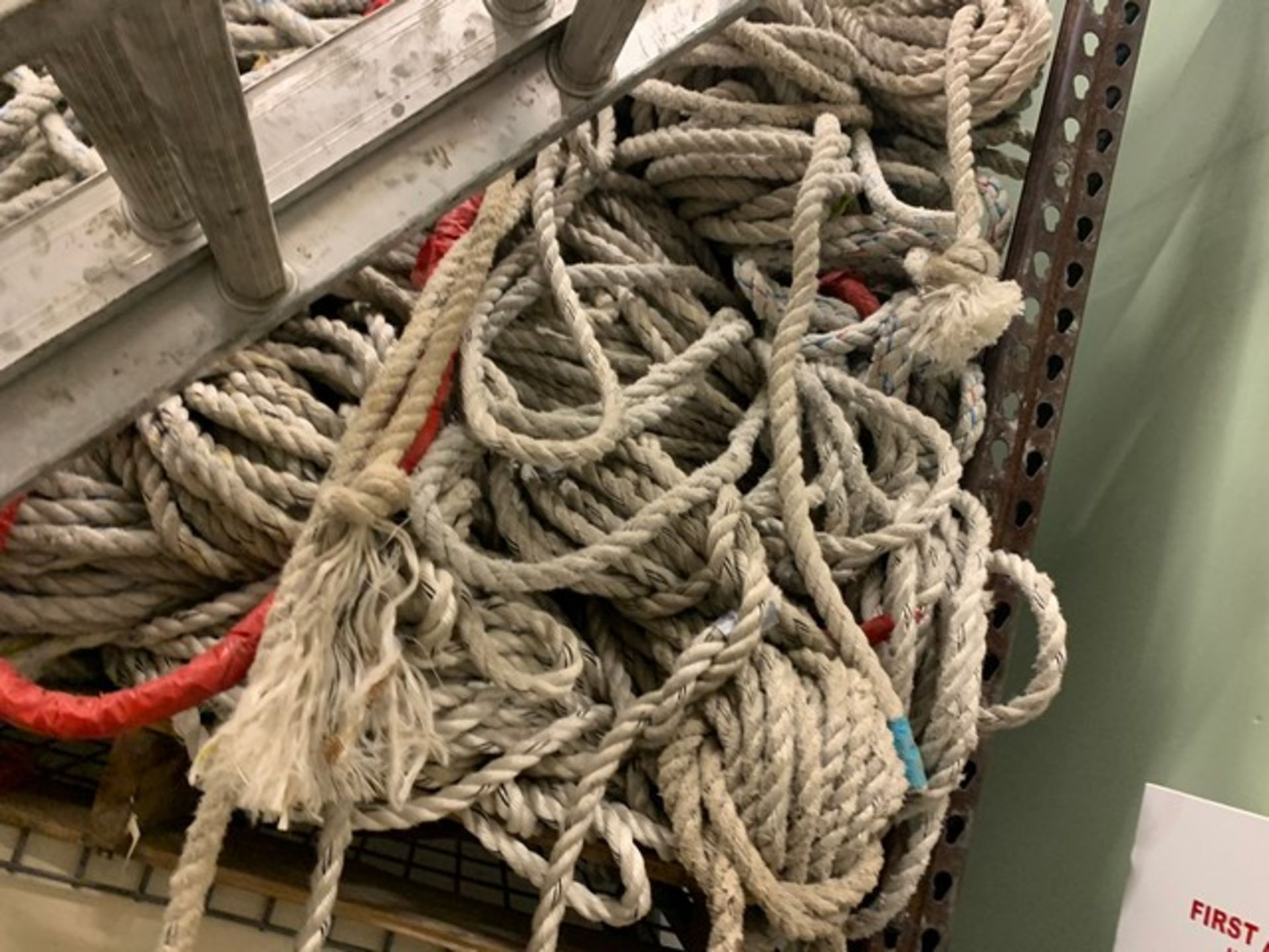 LARGE LOT SAFETY ROPE - Image 2 of 2