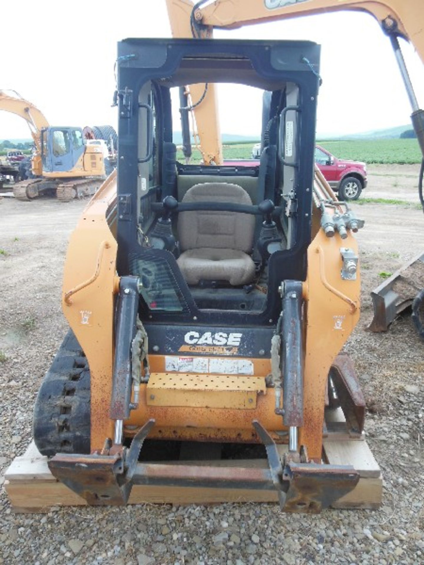 2012 Case Compact Tract Loader Model TR270VCTL, S/N JAFTR270HCM460266, Missing Front Door, Front - Image 2 of 3