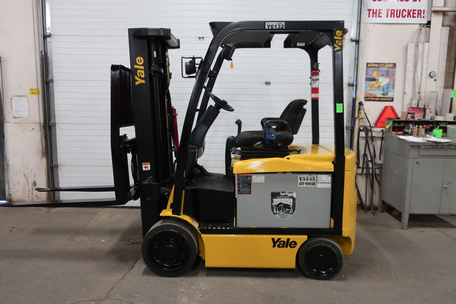 FREE CUSTOMS - 2013 Yale 6000lbs Capacity Forklift with 3-stage mast - Electric unit with sideshift