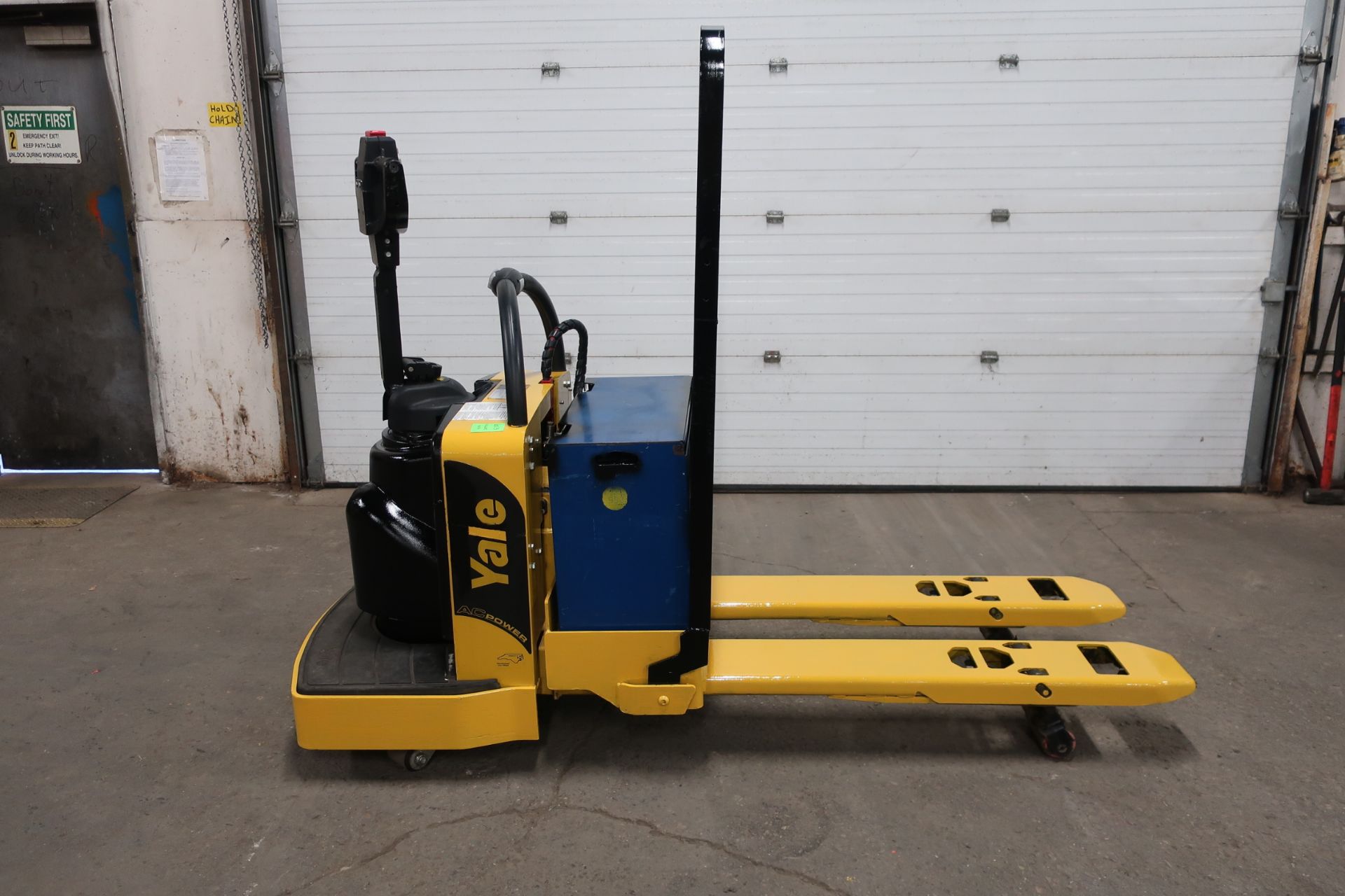 2013 Yale Walk Behind Powered Pallet Cart 6000lbs capacity Walkie Electric unit