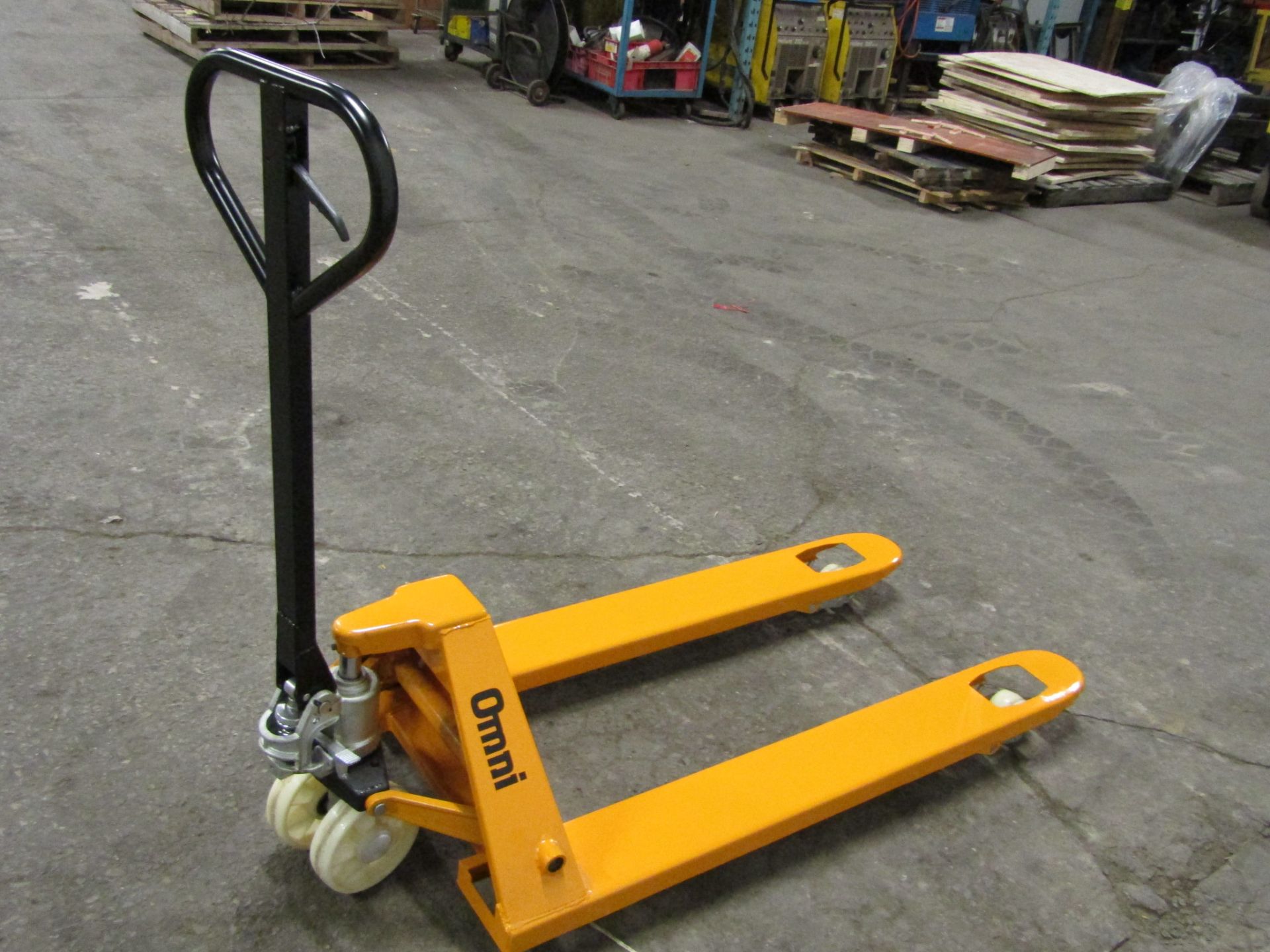 Omni Pump Truck / Hydraulic Pallet Jack - MINT UNSED - 5000lbs capacity