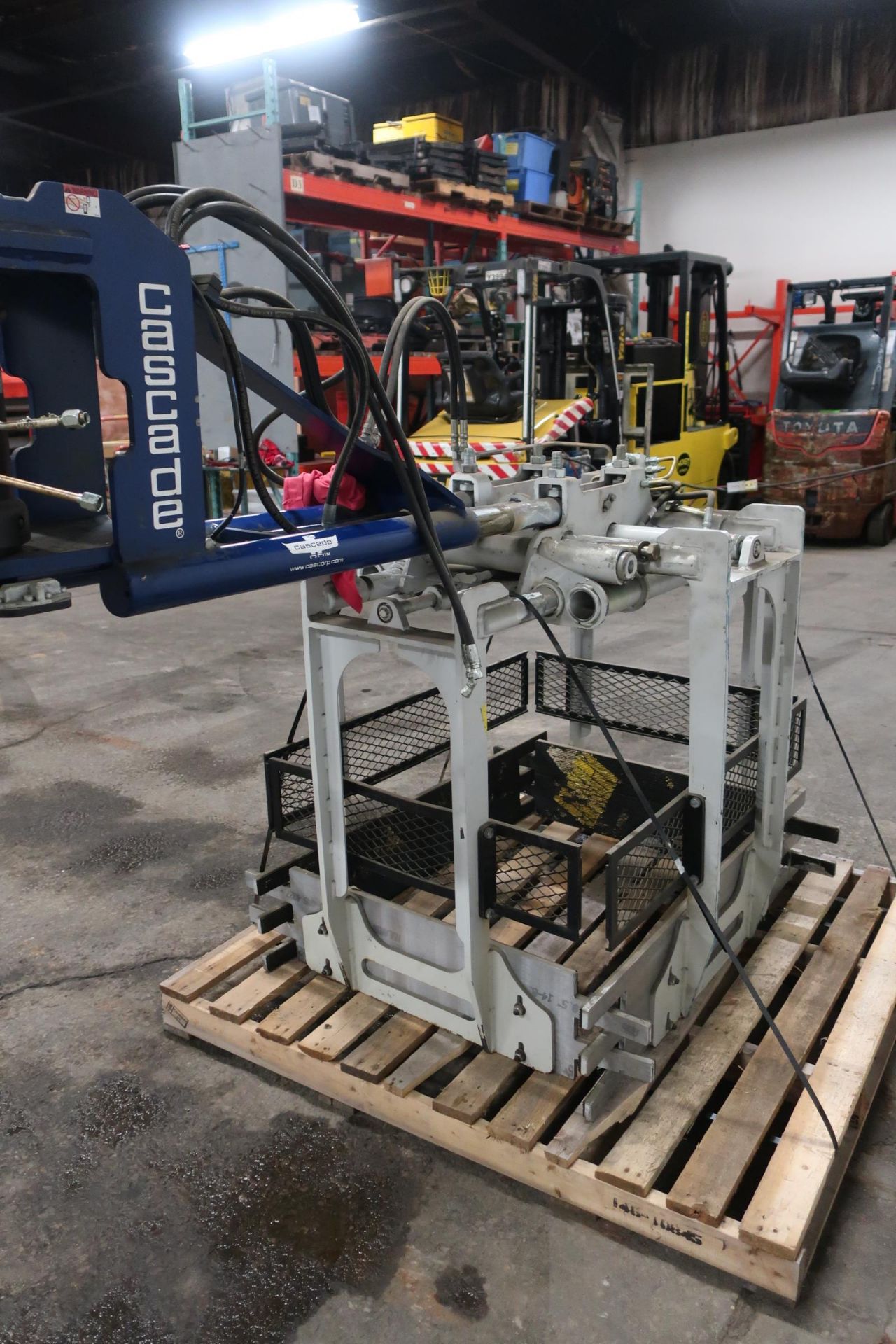 Cascade Box Picker Lifter Forklift Attachment - Mint condition over $60,000 retail cost - Image 3 of 4