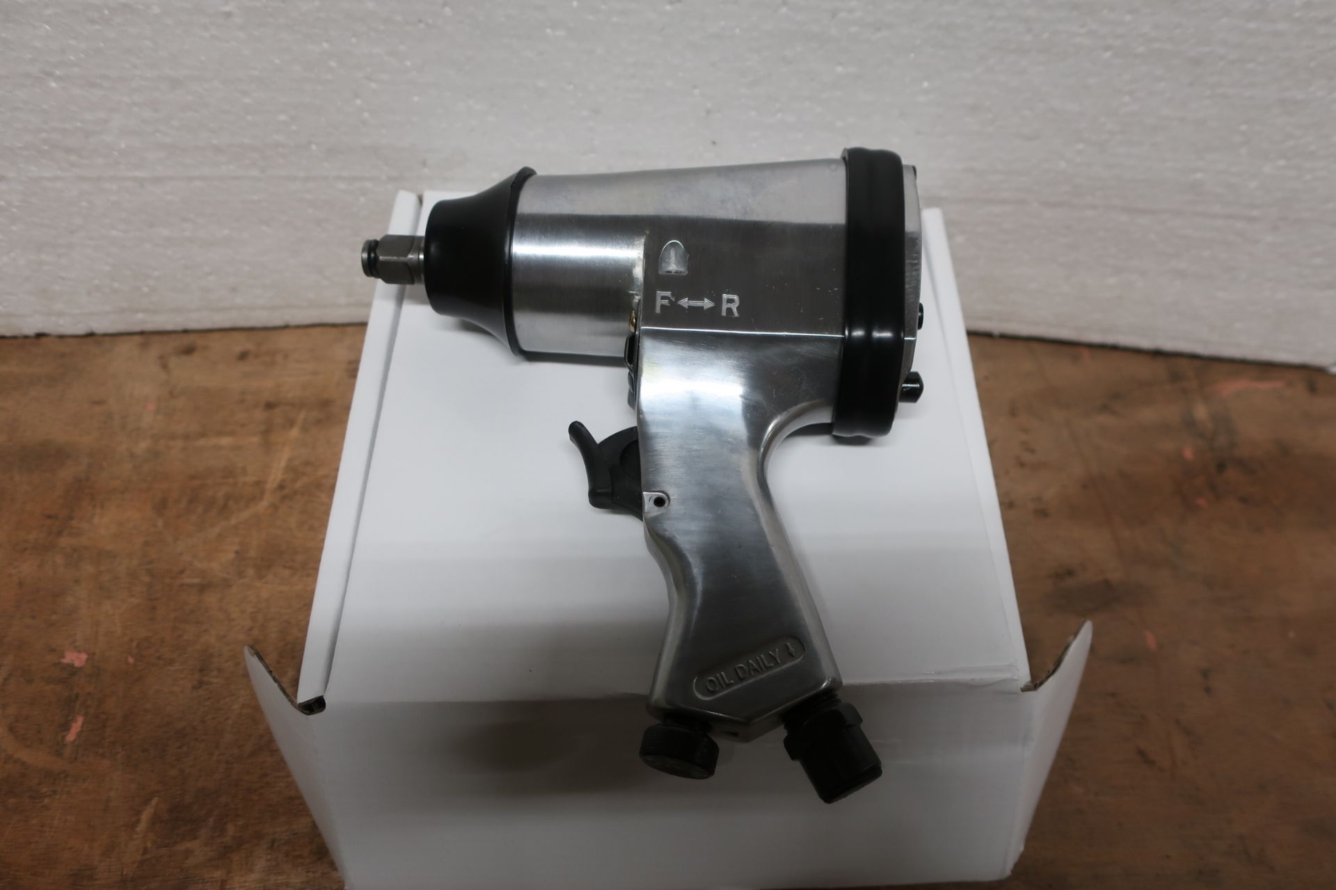 Air Impact Wrench 1/2" Drive - MINT UNUSED impact gun