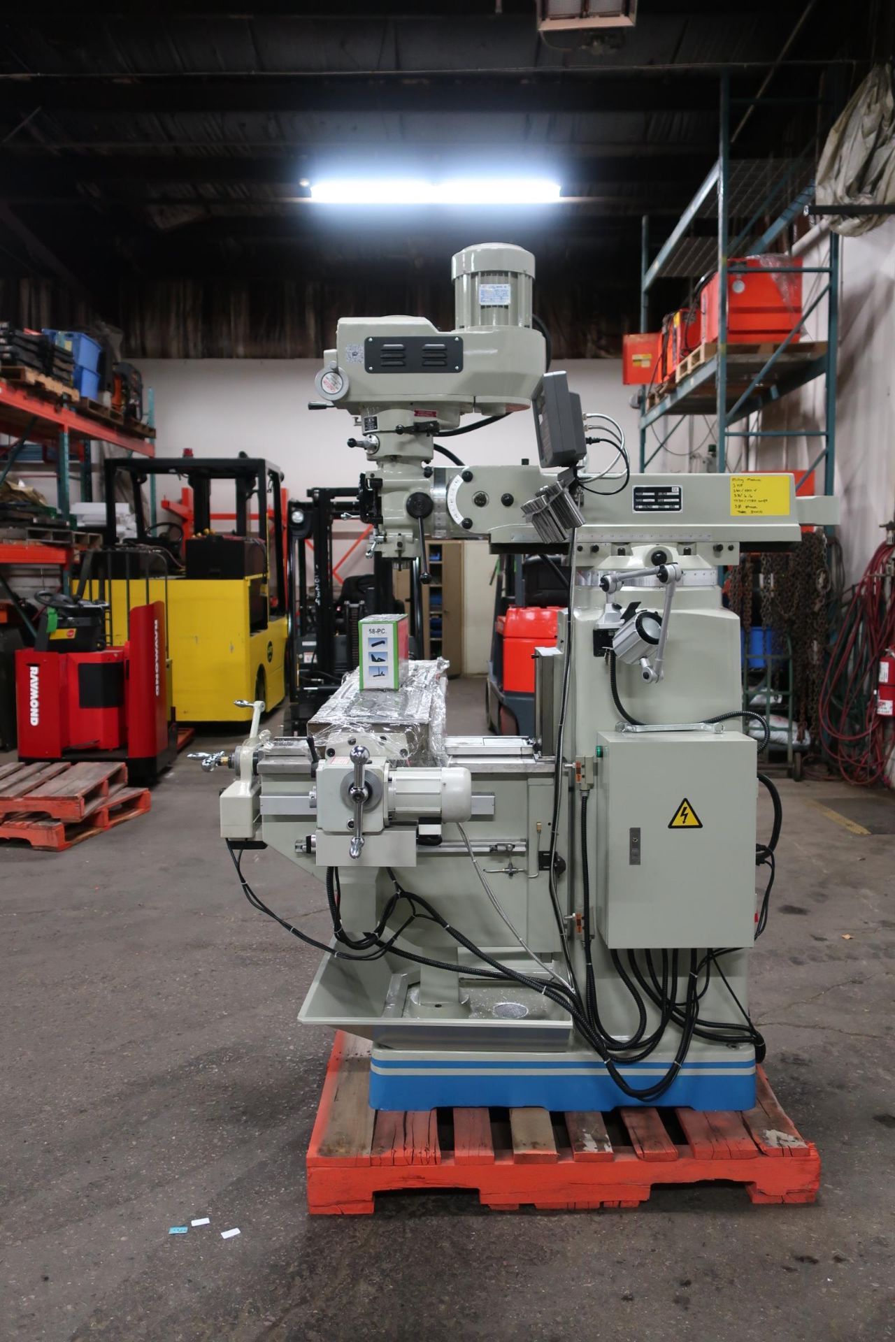 Bernardo MINT / UNUSED Milling Machine with Full Power Feed Table on ALL AXIS (X, Y and Z) 54" x 10" - Image 3 of 3