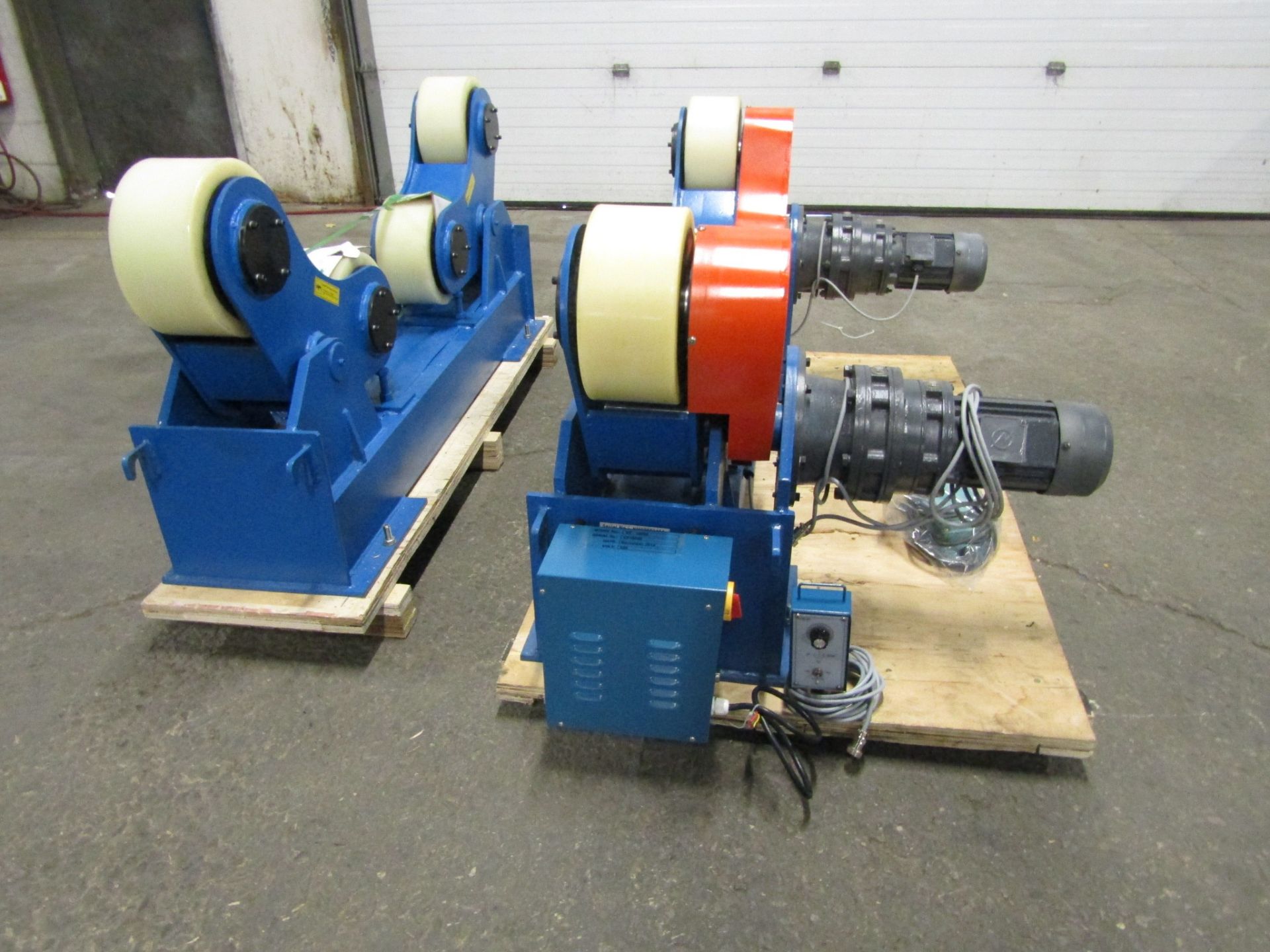 Verner model Power tank rolls - Powered turning roll and idler 20000lbs capacity with foot pedal - Image 2 of 2