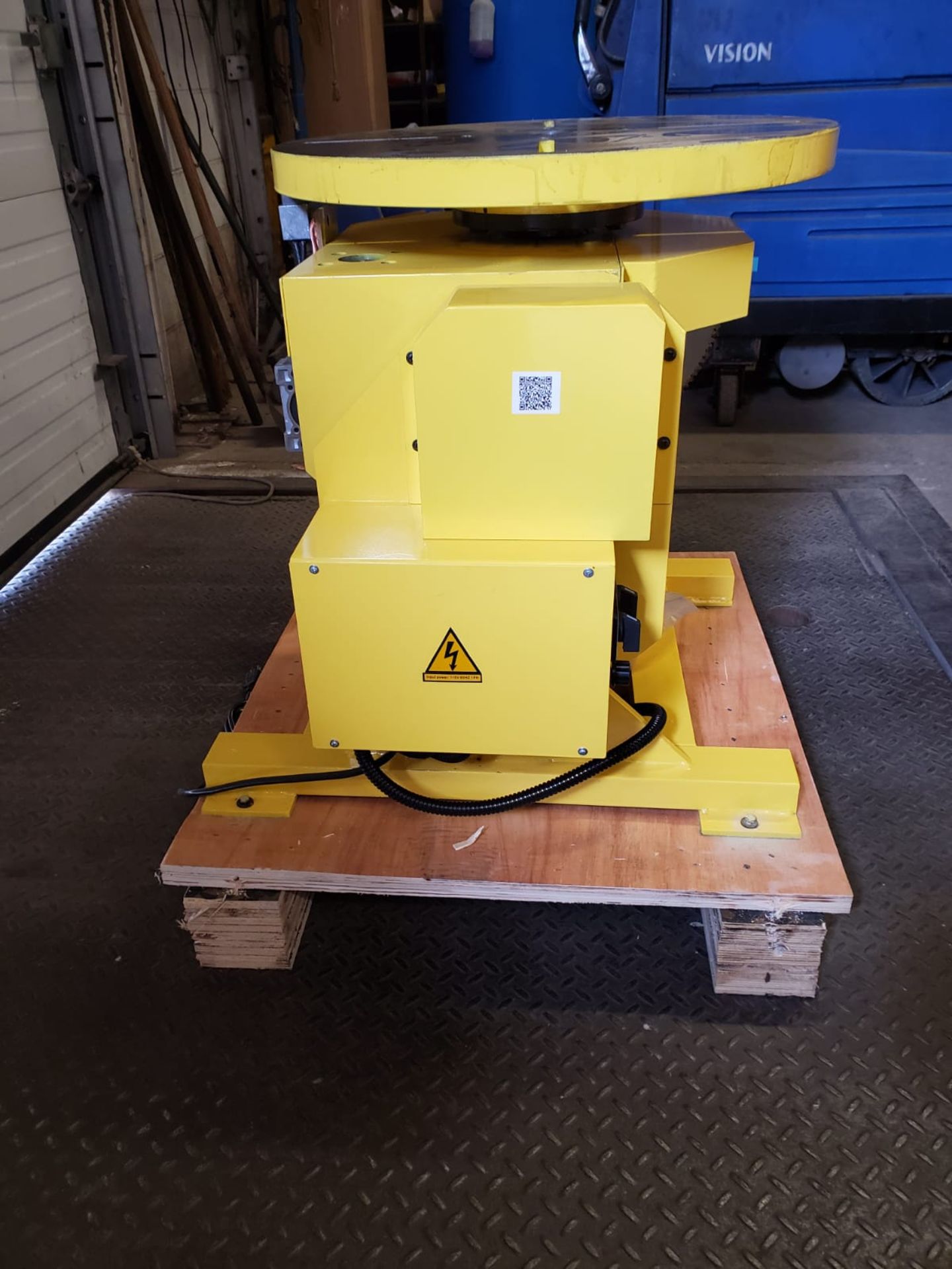 Verner model VD-1250 WELDING POSITIONER 1250lbs capacity - tilt and rotate - UNUSED AND MINT 115V - Image 4 of 4