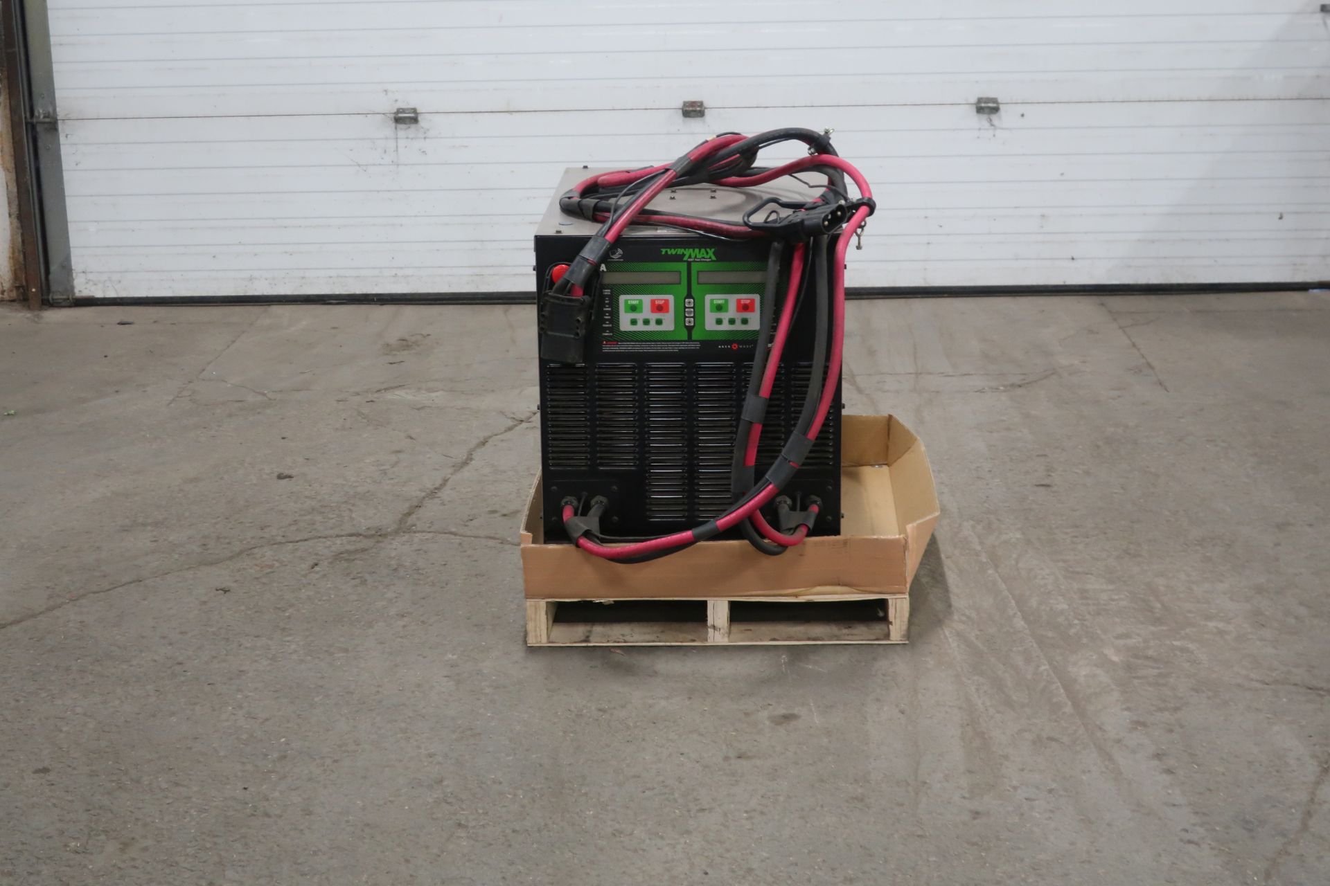 Aker Wade Twin Max Express MULTI VOLTAGE Battery Charger model TWINMAX 15C - charge 2 units at once!