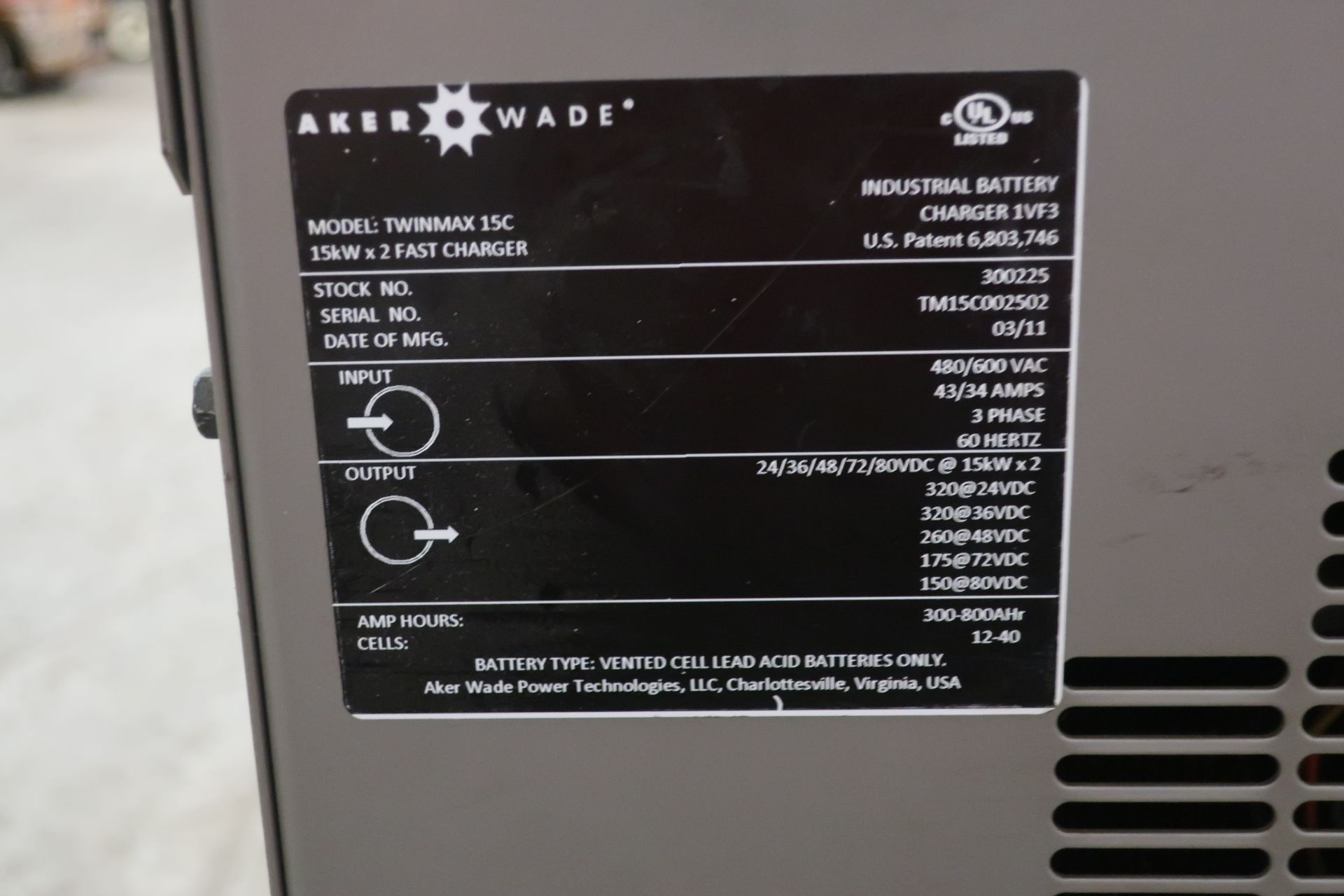 Aker Wade Twin Max Express MULTI VOLTAGE Battery Charger model TWINMAX 15C - charge 2 units at once! - Image 3 of 3