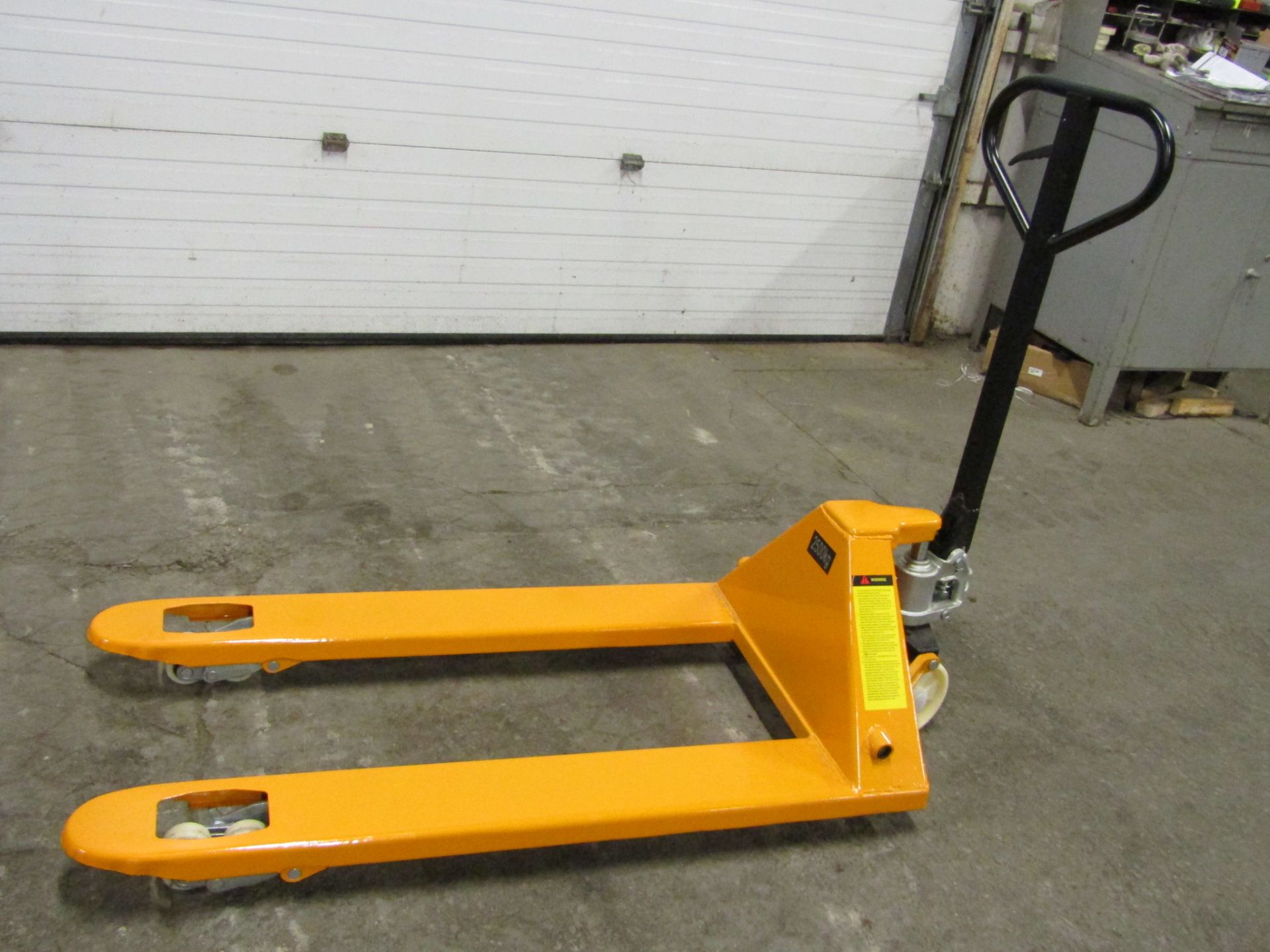 Omni Pump Truck / Hydraulic Pallet Jack - MINT UNSED - 5000lbs capacity