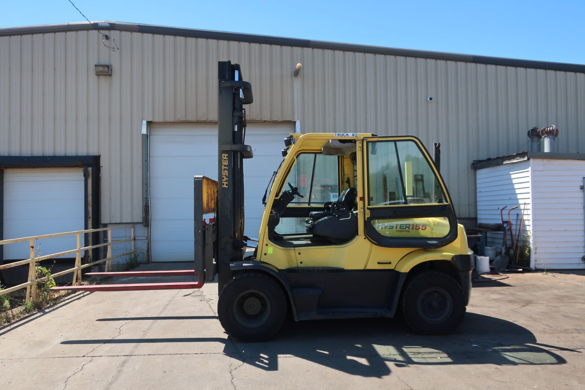 FREE CUSTOMS - MINT 2015 Hyster OUTDOOR 15500lbs Capacity Forklift with 72" - LPG (propane) with - Image 5 of 5