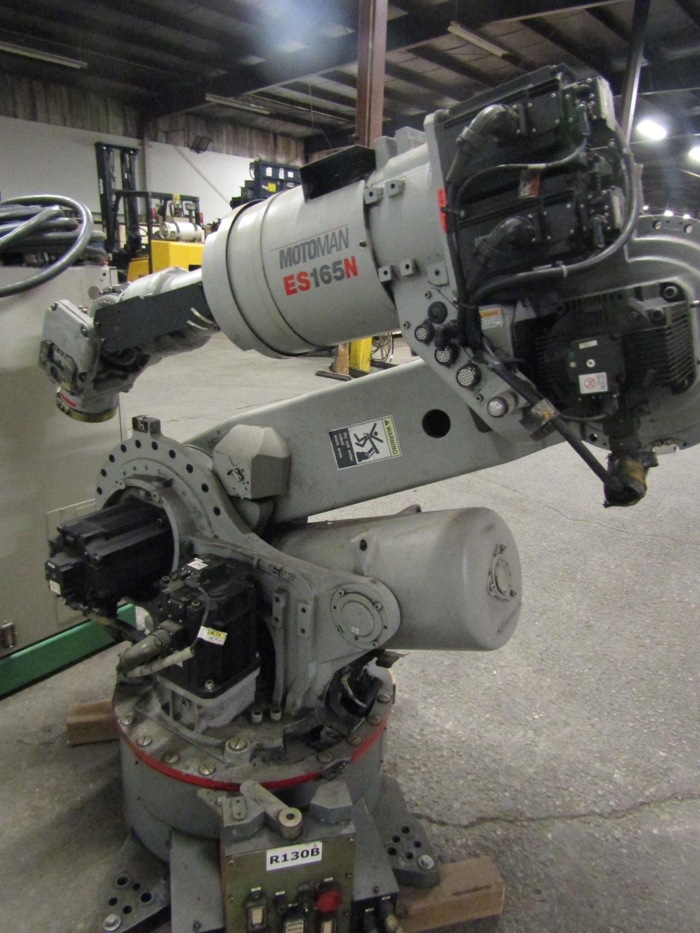2008 Motoman ES200N Robot 200kg Capacity with Controller COMPLETE with Teach Pendant, Cables, LOW - Image 2 of 3