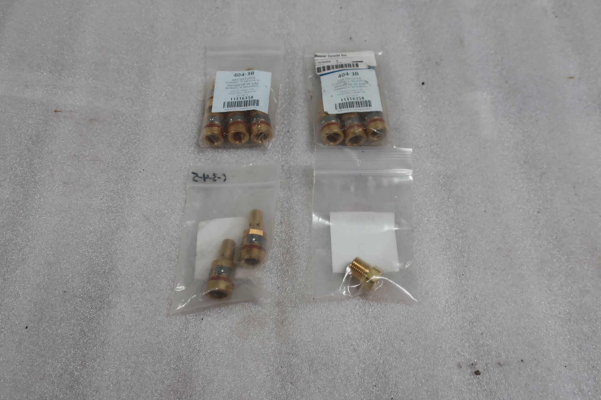 Lot of Bernard to Tragaskiss Gas Diffuser Connector units