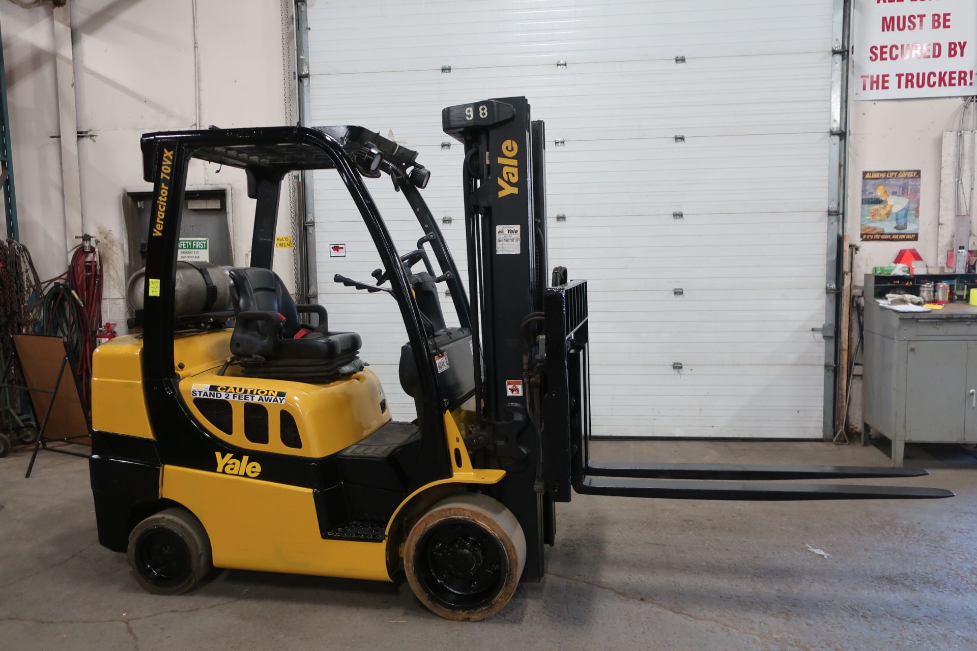 FREE CUSTOMS - 2017 Yale 7000lbs Capacity Forklift with 3-stage mast - LPG (propane) with