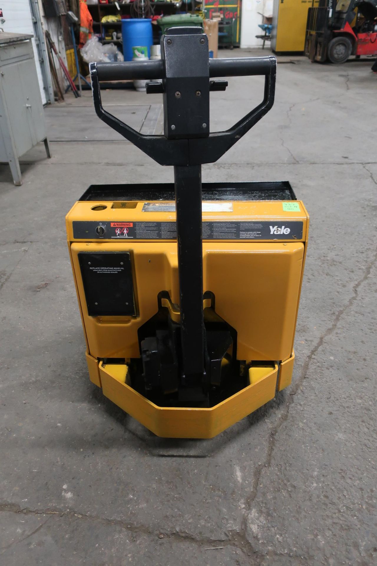 Yale Walk Behind Powered Pallet Cart 4000lbs capacity Walkie electric - Image 2 of 2